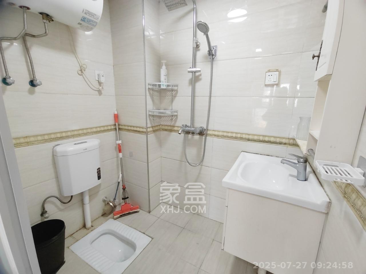 达美D6区  1室0厅1卫   1400.00元/月室内图
