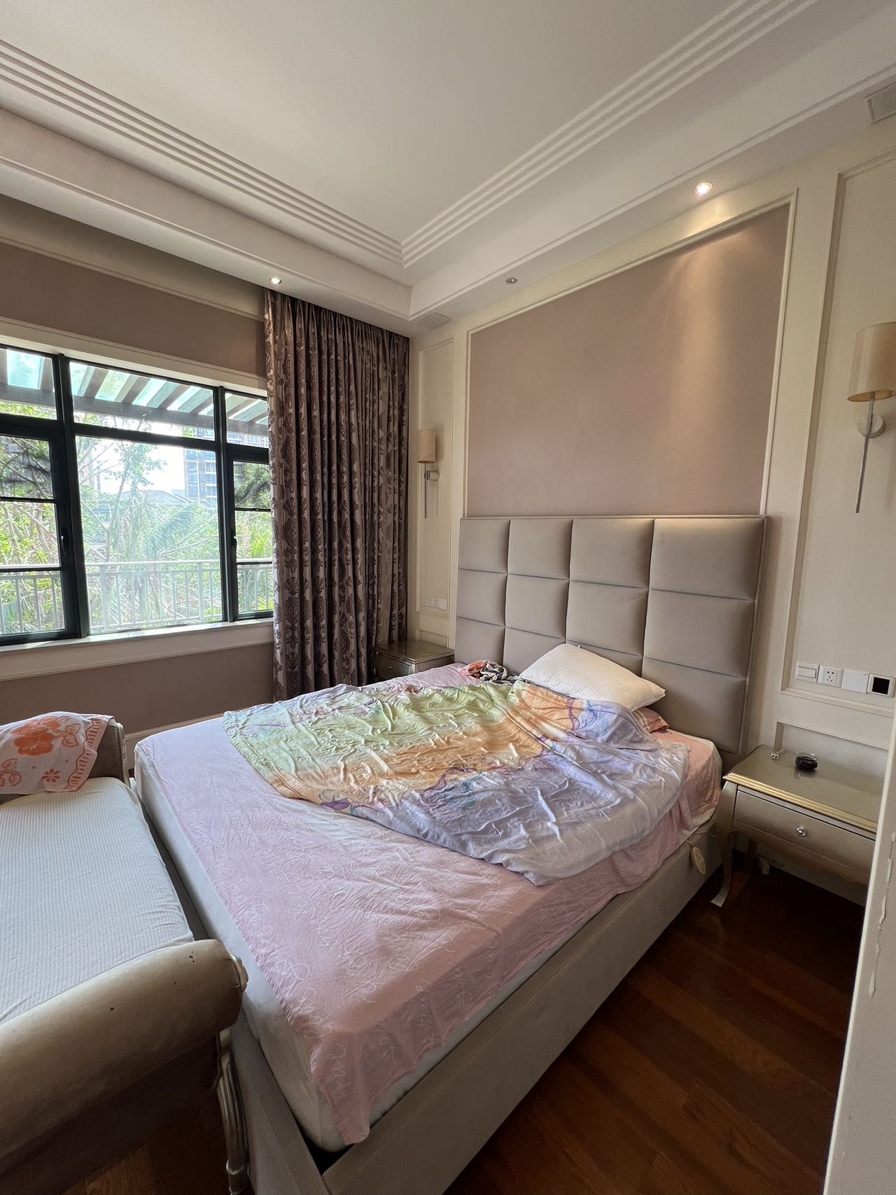 龙墅湾  6室3厅2卫    30000.0元/月 龙墅湾  6室3厅2卫    30000.0元/月户型图