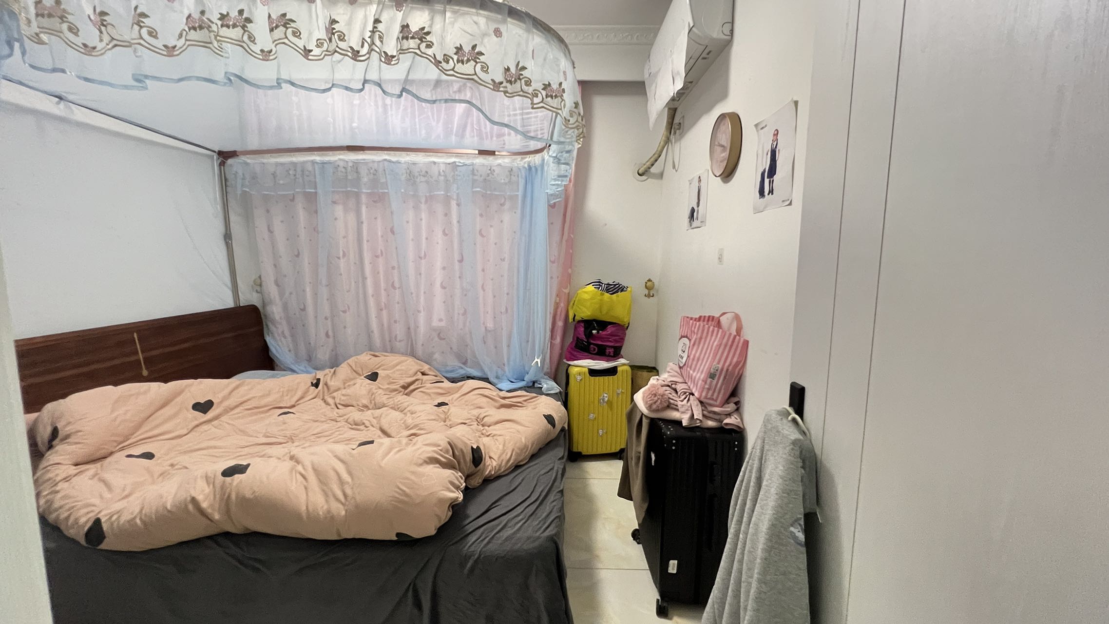 海秀花园 2室2厅1卫 115.0万 海秀花园 2室2厅1卫 115.0万室内图