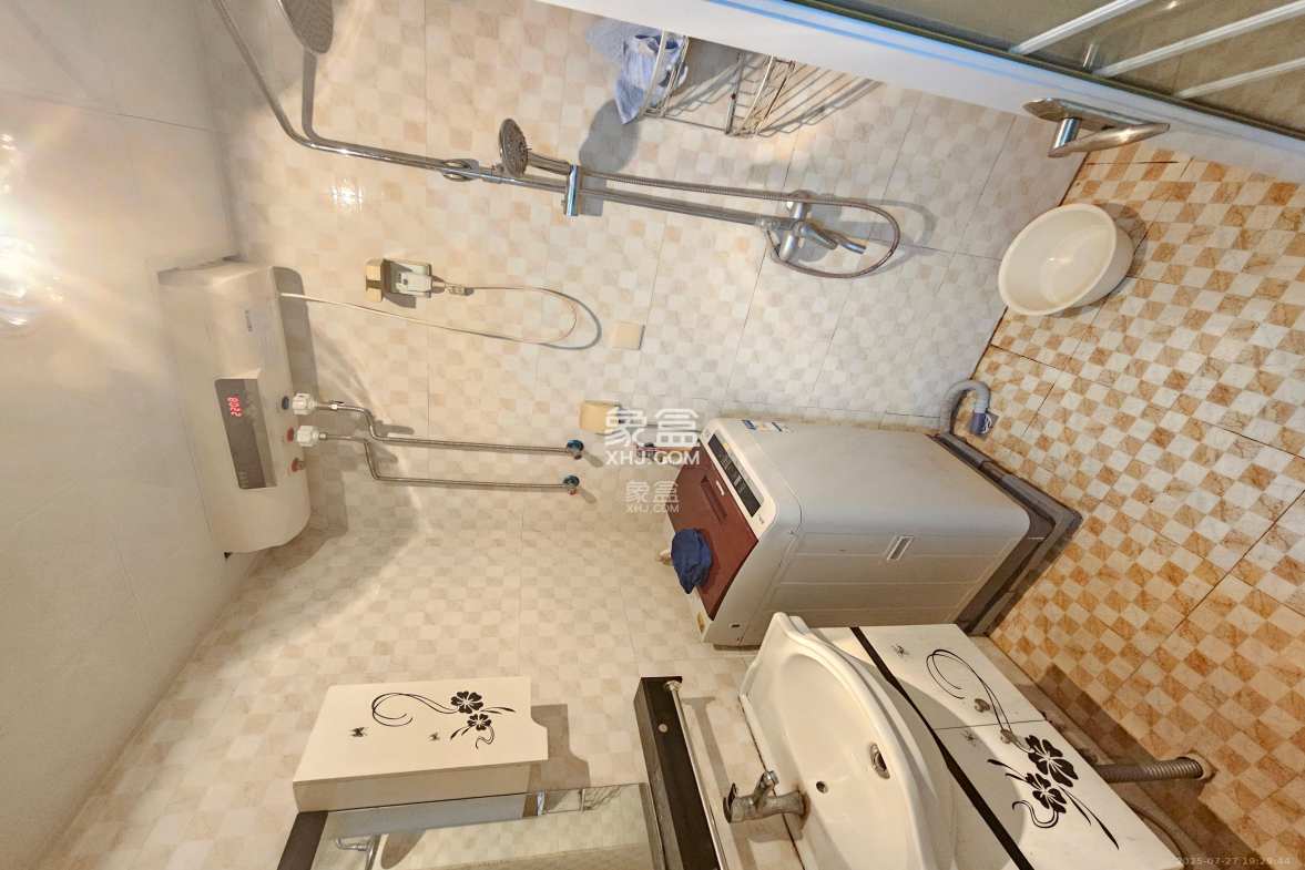 达美D6区 1室1厅1卫 1600.0元/月 达美D6区 1室1厅1卫 1600.0元/月室内图