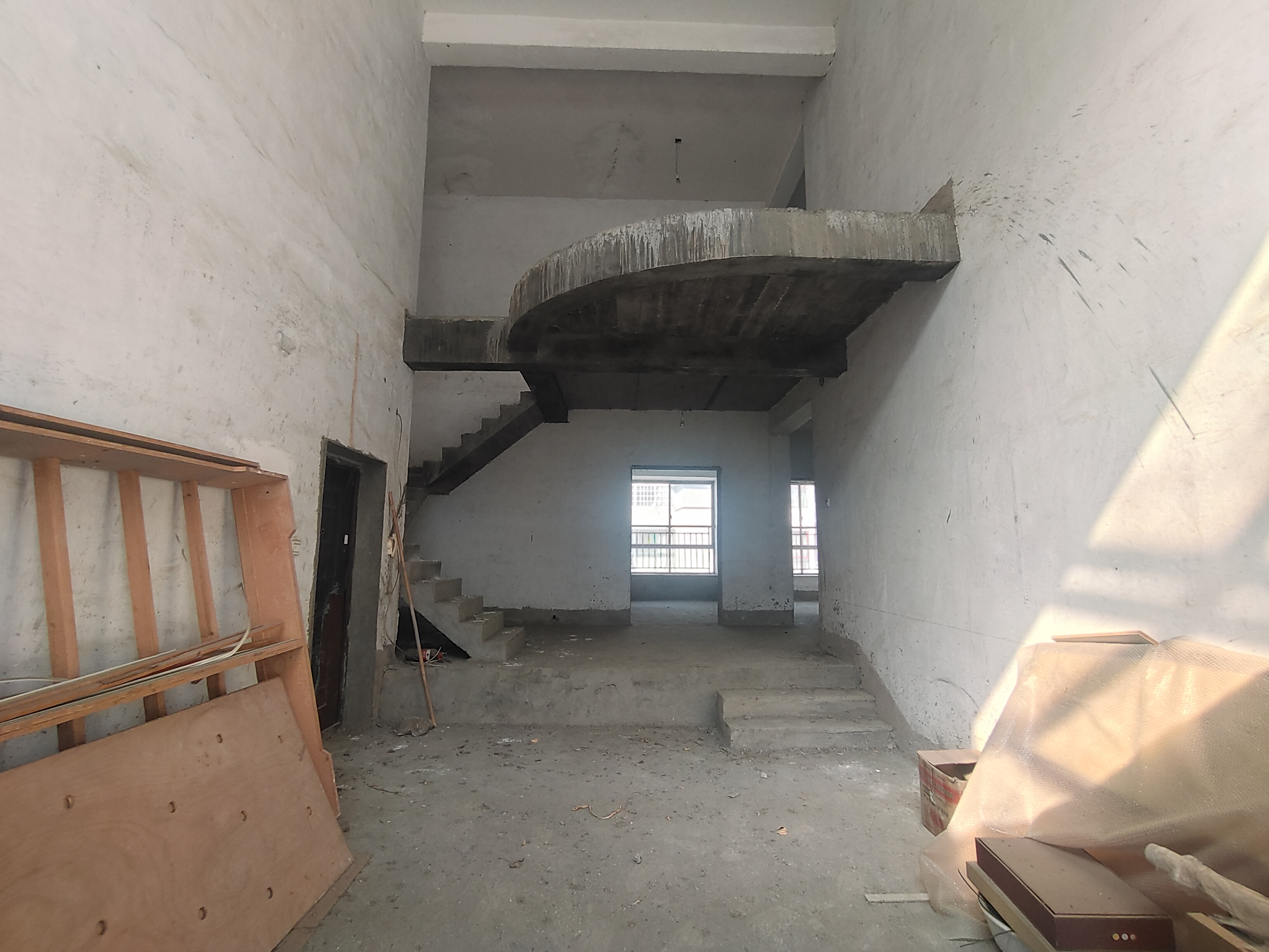 水榭花都 6室3厅2卫 99.8万 水榭花都 6室3厅2卫 99.8万客厅