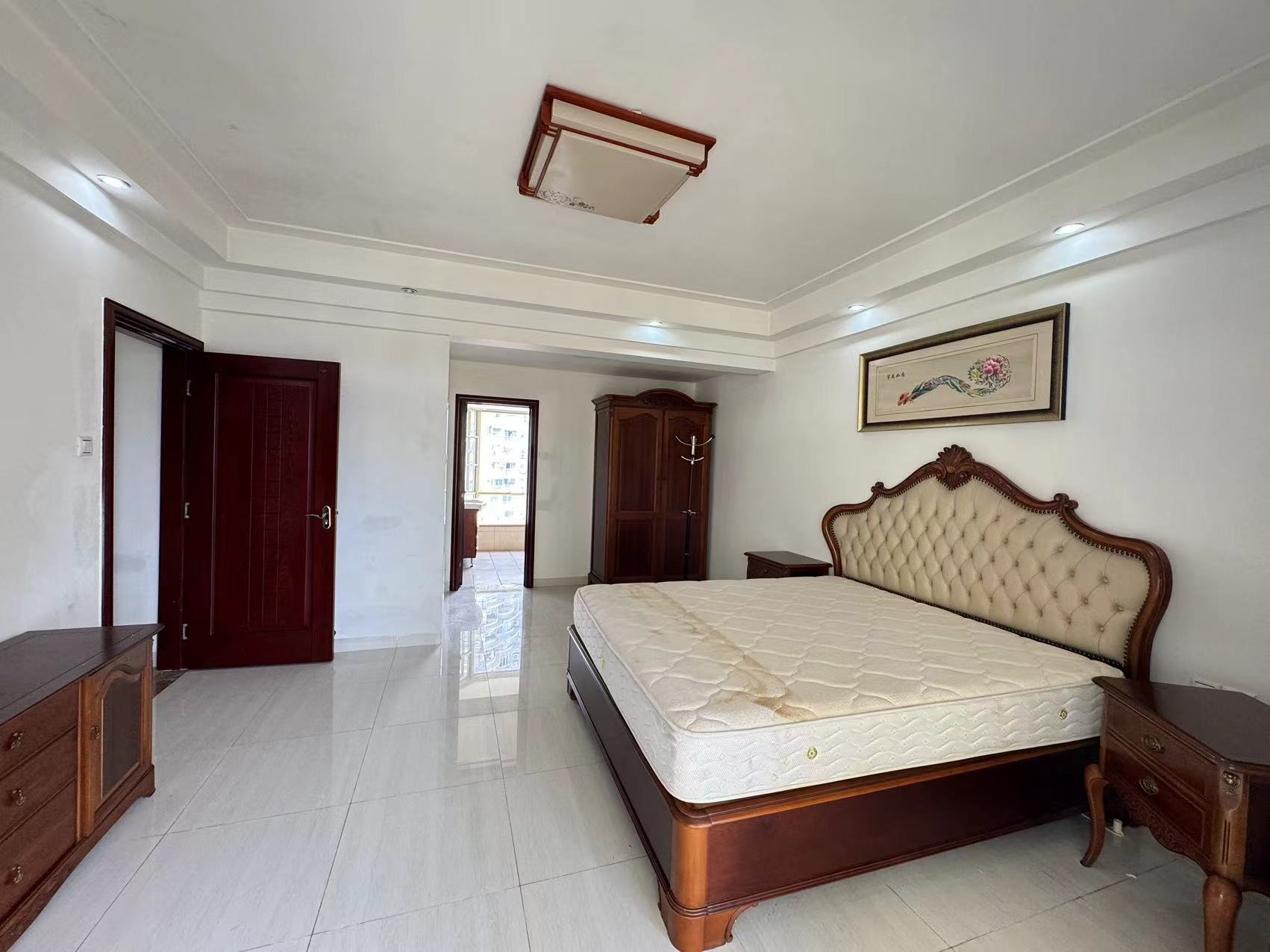 昌炜玉园 4室2厅2卫 4600.0元/月 昌炜玉园 4室2厅2卫 4600.0元/月室内图