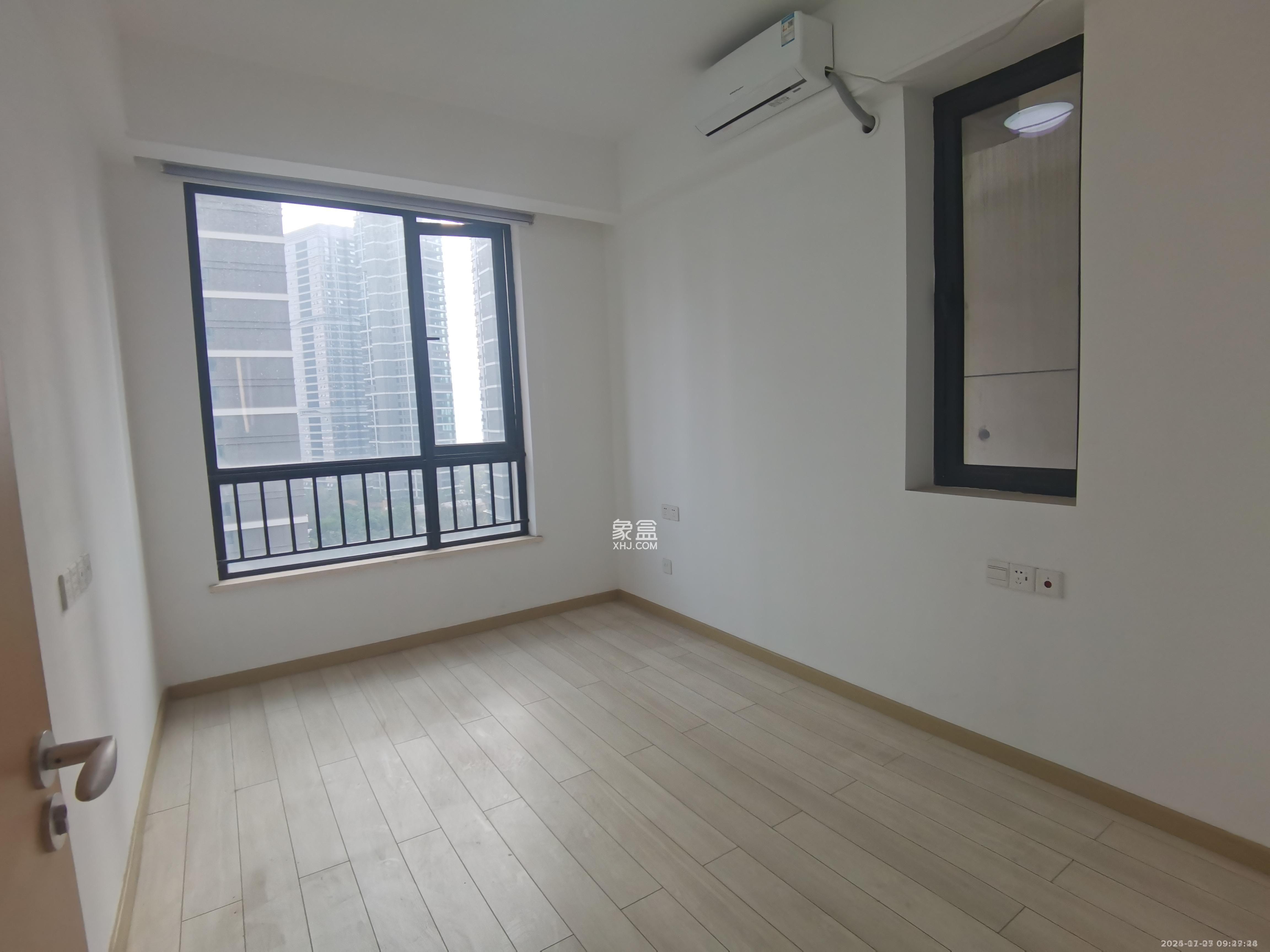 启迪协信中心  2室2厅1卫    2800.0元/月 启迪协信中心  2室2厅1卫    2800.0元/月室内图