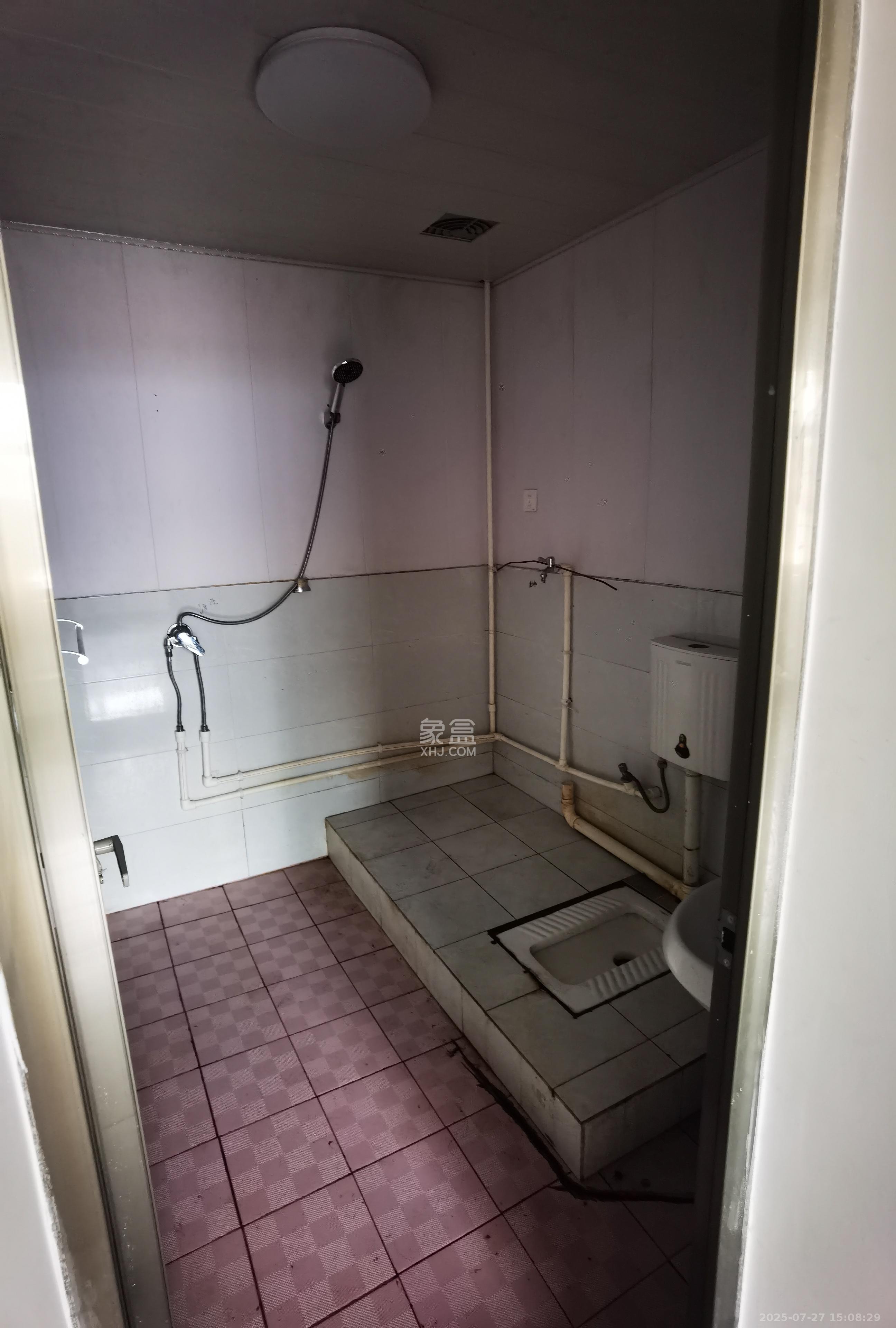 石岭塘小区长锦区  3室2厅2卫    2000.0元/月室内图