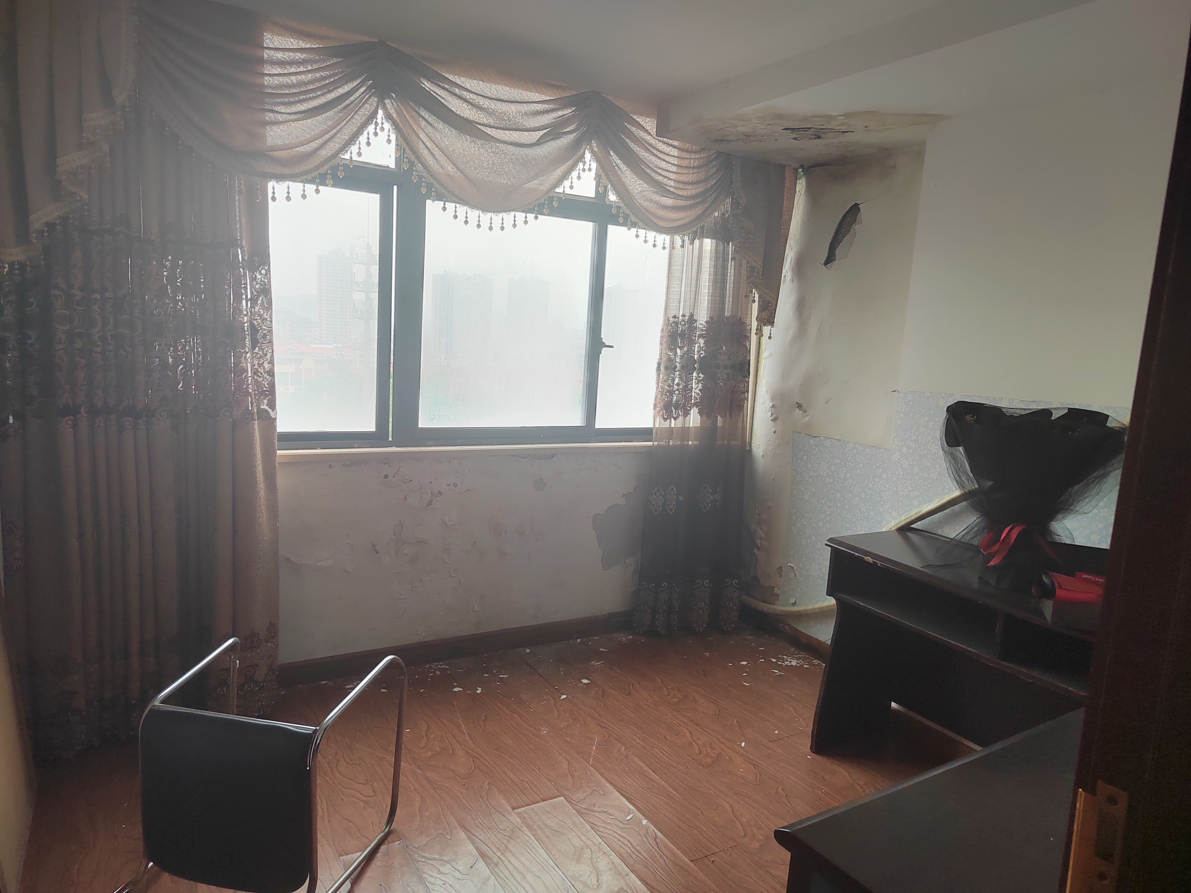 财智公馆大厦(瑞士国际酒店) 5室1厅1卫 10000.0元/月 财智公馆大厦(瑞士国际酒店) 5室1厅1卫 10000.0元/月室内图