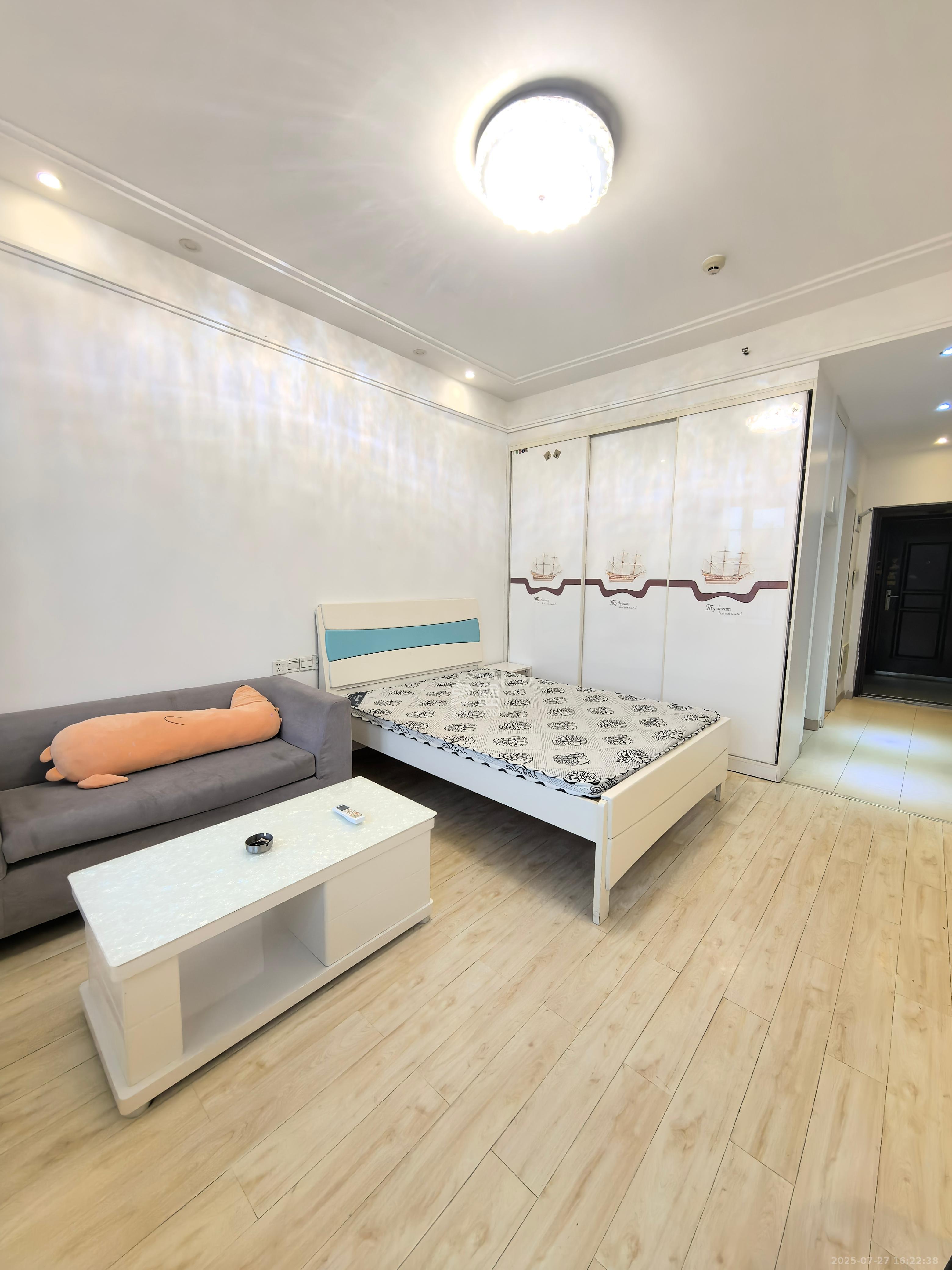 江山帝景哈佛  1室1厅1卫    1300.0元/月 江山帝景哈佛  1室1厅1卫    1300.0元/月室内图