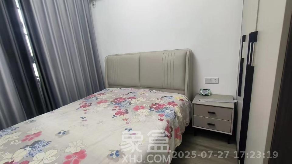 中建璟和城  4室2厅2卫   3200.00元/月室内图