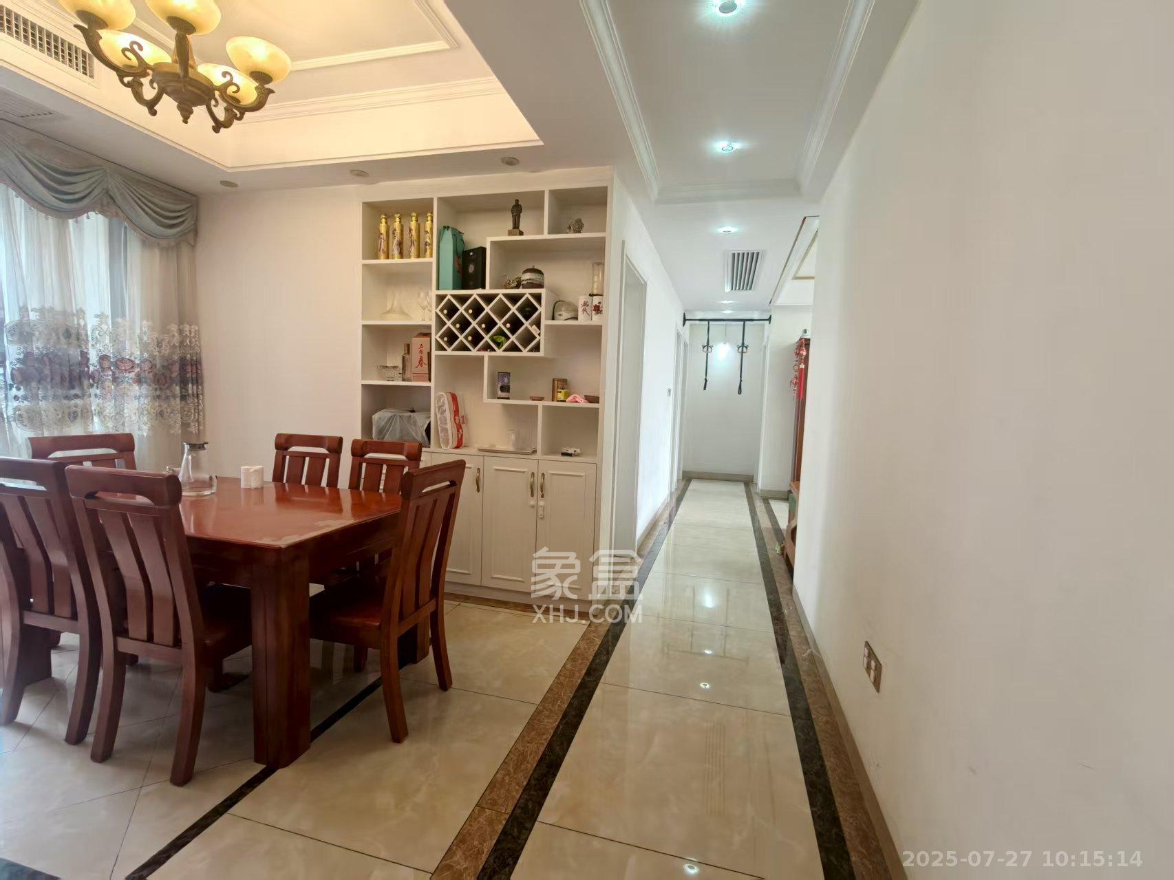 金茂梅溪湖  3室1厅2卫    3600.0元/月室内图