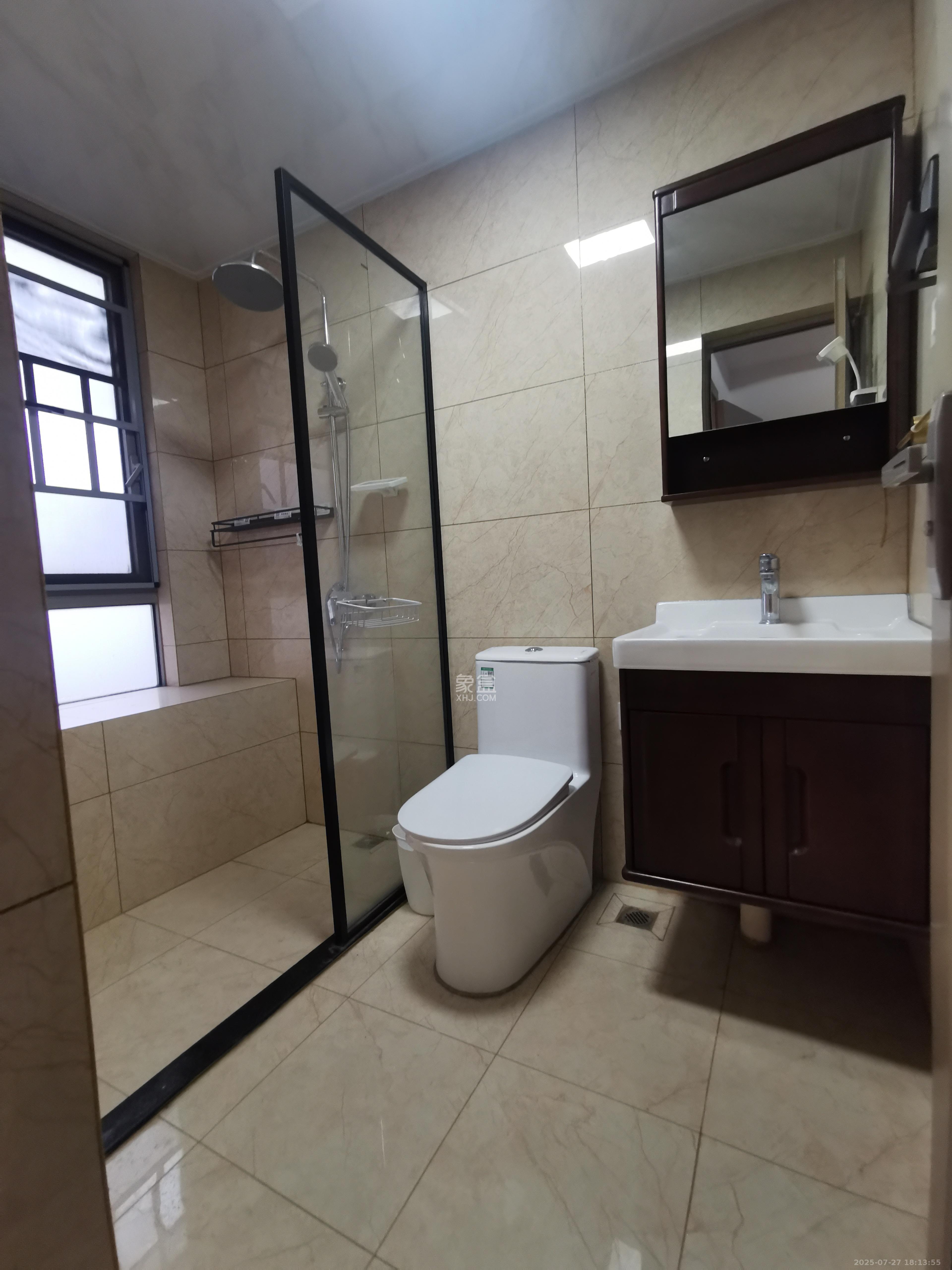 梅溪湖金茂湾 4室2厅2卫 3700.0元/月 梅溪湖金茂湾 4室2厅2卫 3700.0元/月室内图