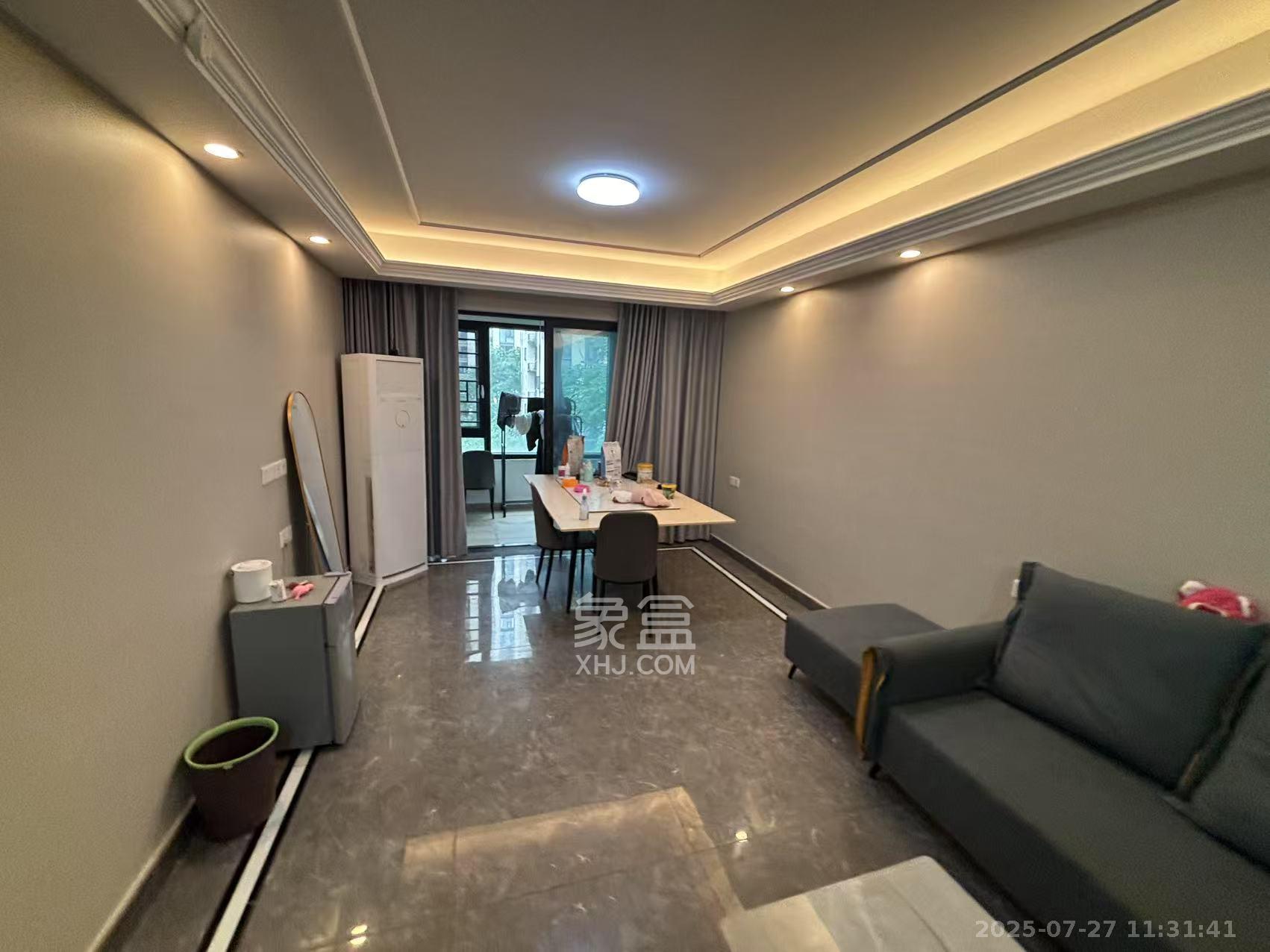 中海珑悦府  3室1厅1卫    2800.0元/月 中海珑悦府  3室1厅1卫    2800.0元/月室内图