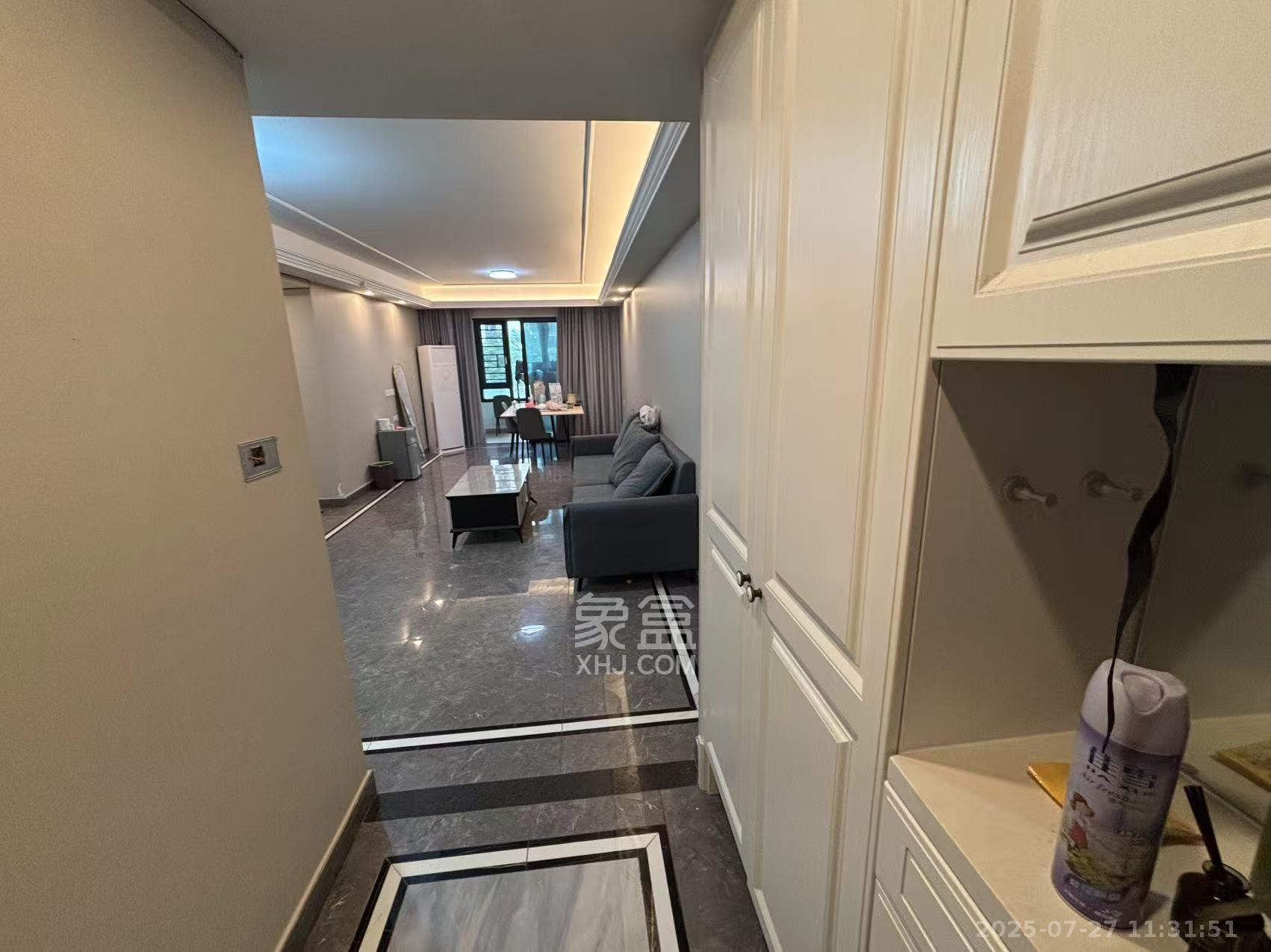 中海珑悦府  3室1厅1卫    2800.0元/月 中海珑悦府  3室1厅1卫    2800.0元/月室内图