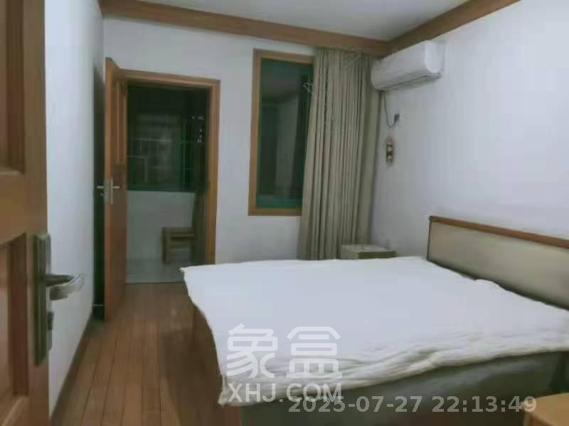 三湘小区  3室2厅2卫   1500.00元/月室内图