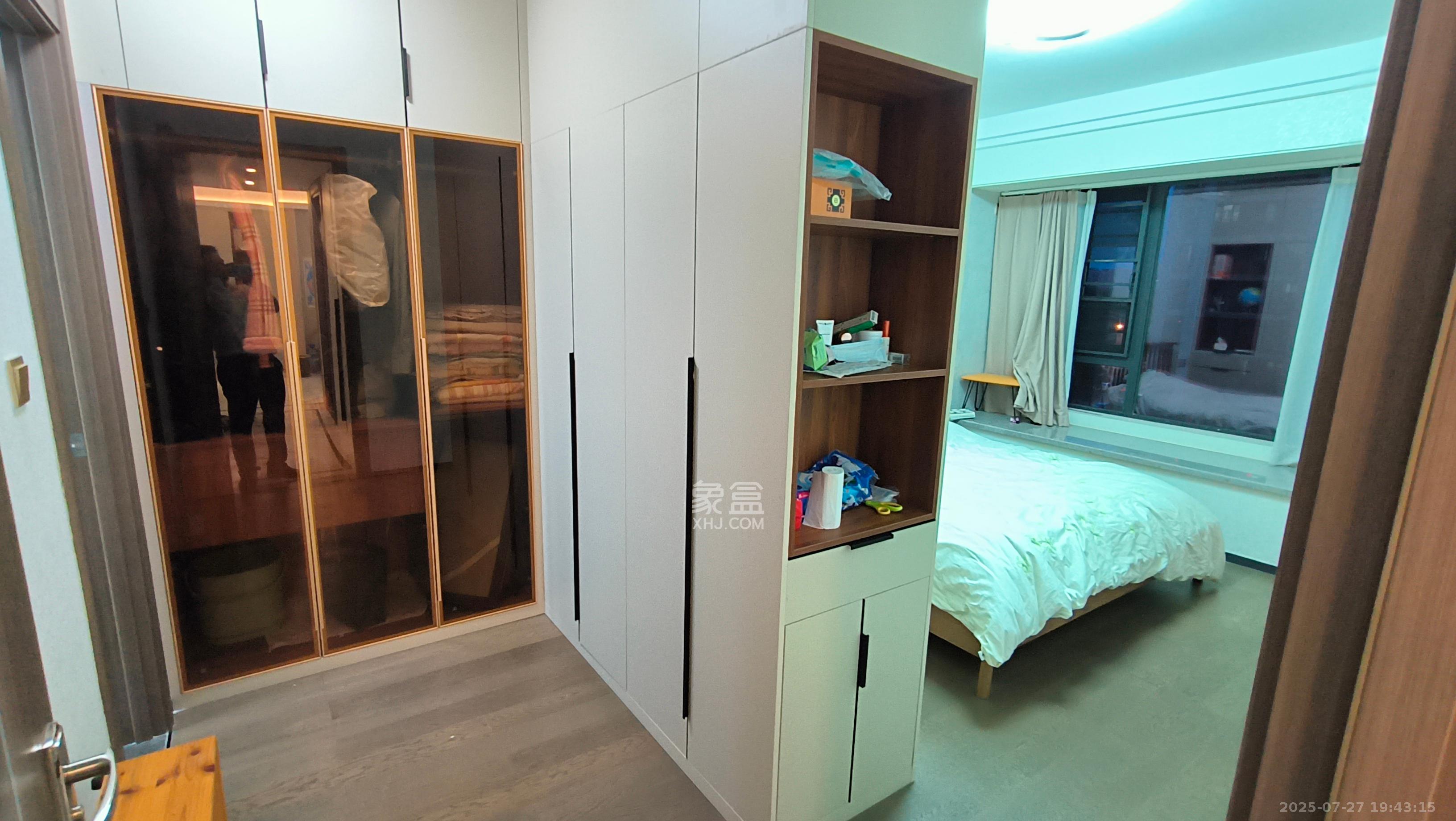 中海阅麓山一期  3室2厅2卫    3800.0元/月室内图