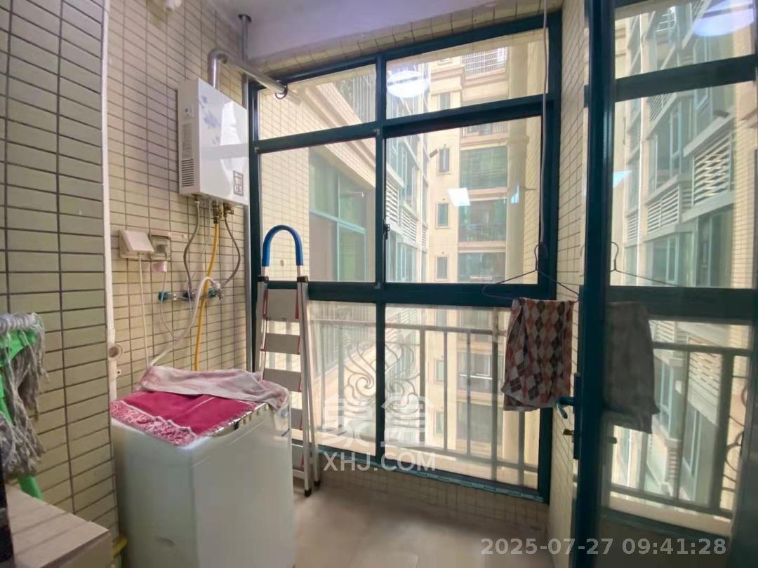 恒大城  2室1厅1卫   2300.00元/月室内图