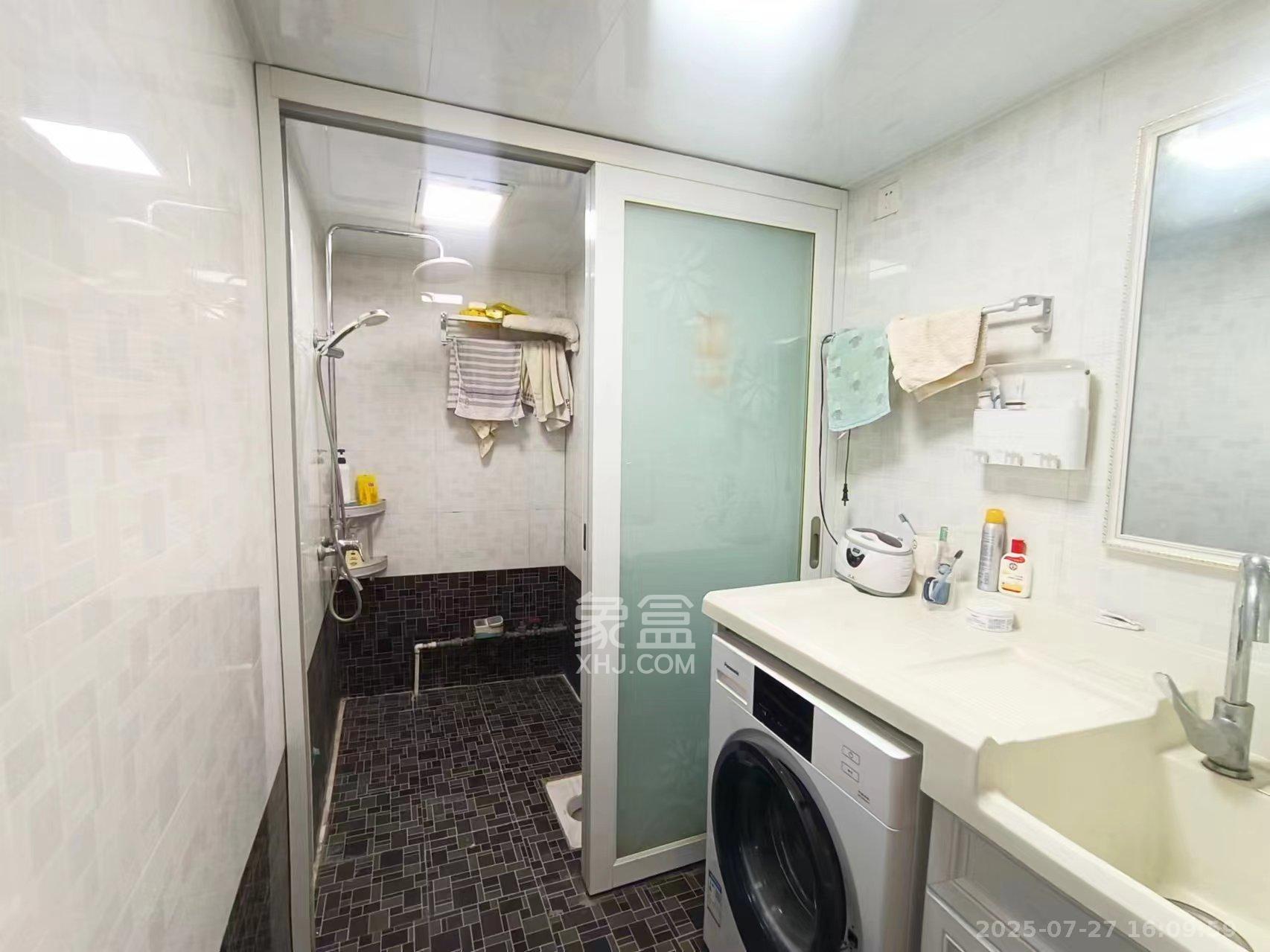长房时代城  3室2厅2卫   4500.00元/月室内图
