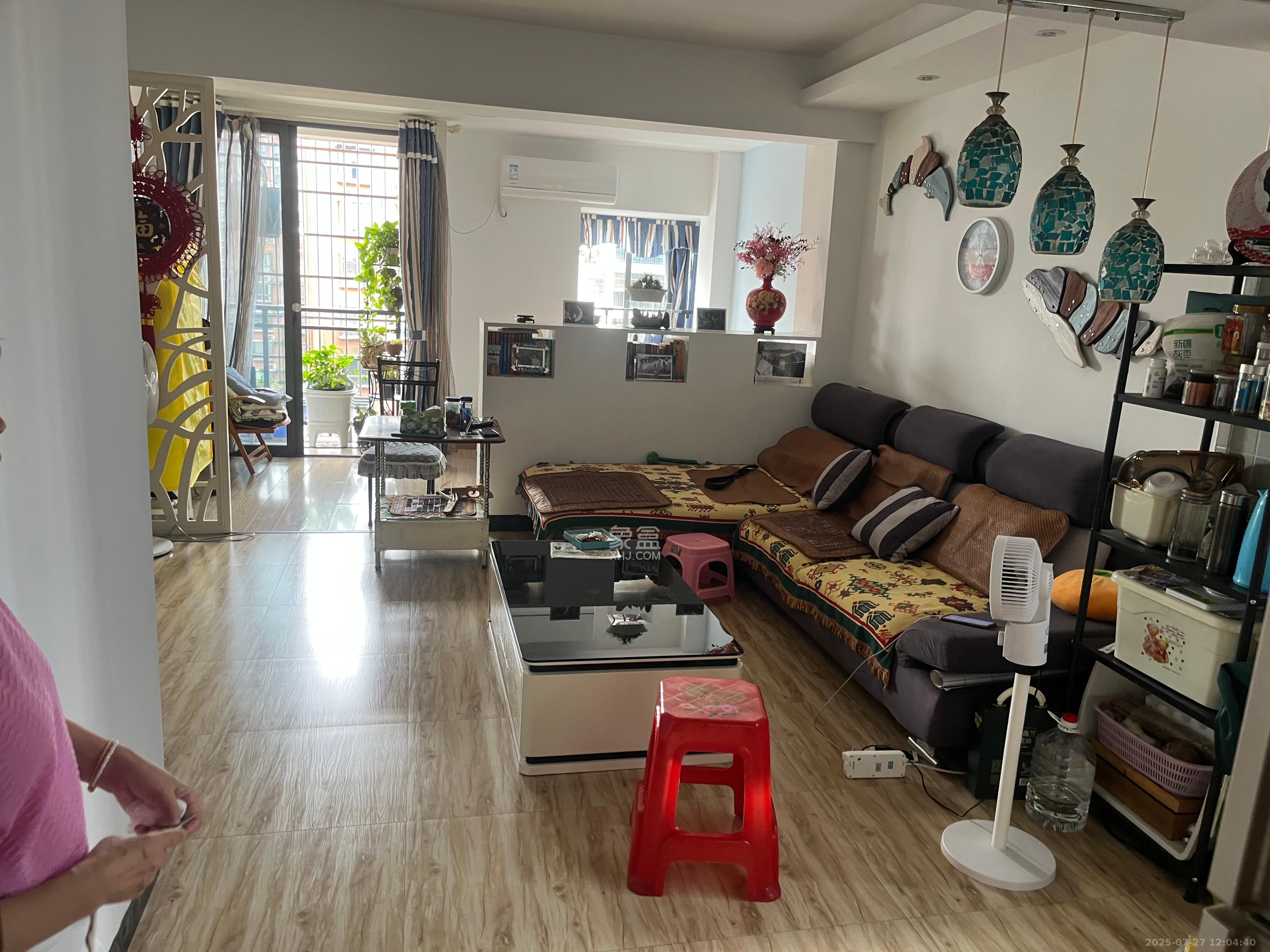 时代公馆 1室1厅1卫 1700.0元/月 时代公馆 1室1厅1卫 1700.0元/月室内图