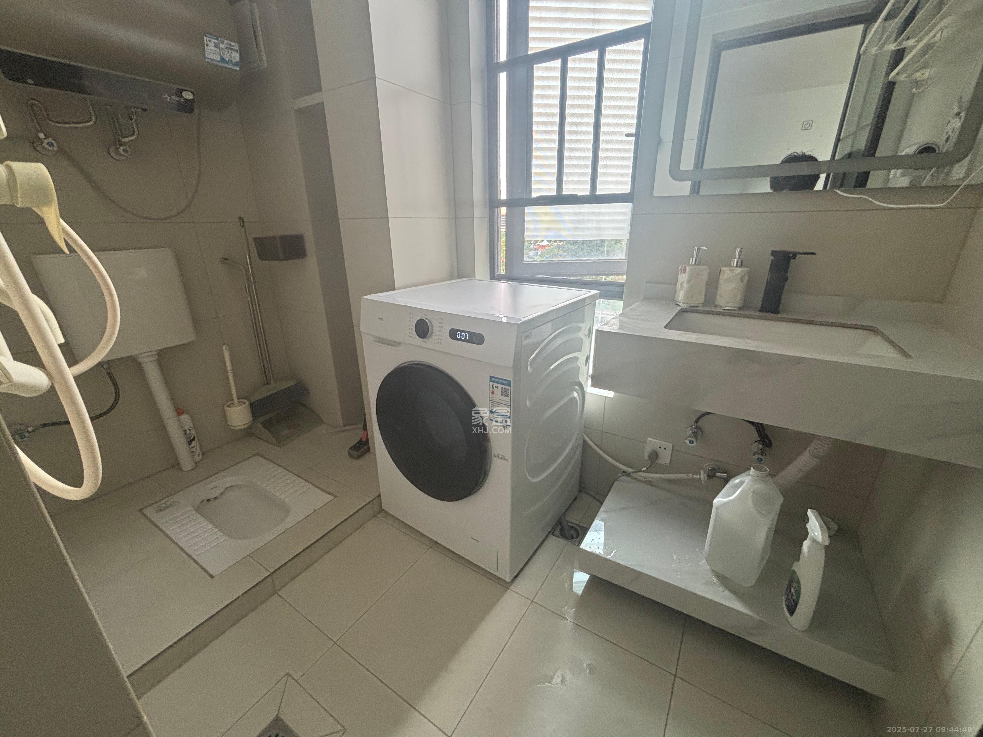 中海阅溪府  2室1厅1卫    2300.0元/月室内图