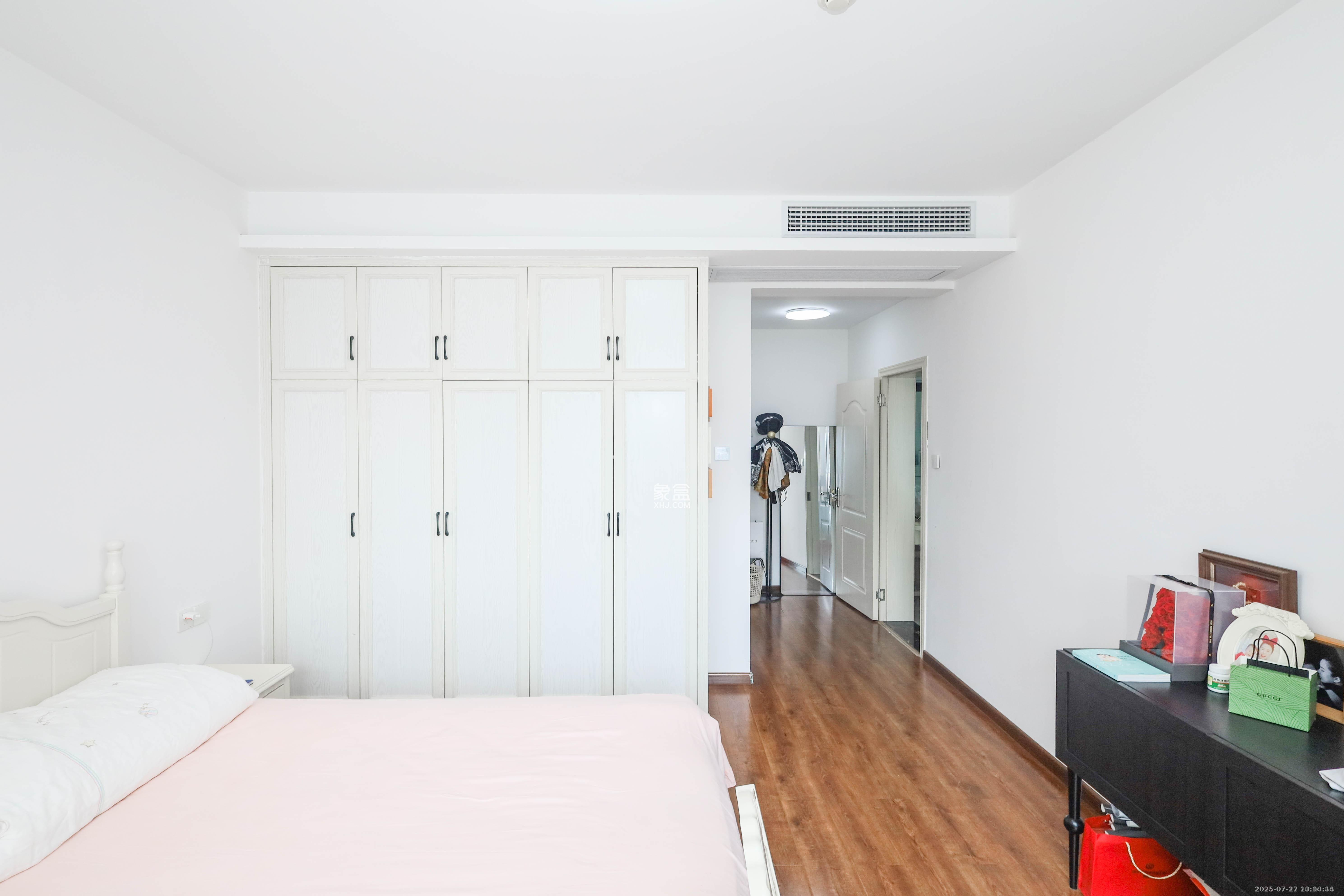 晟通牡丹舸  3室2厅2卫    5000.0元/月室内图