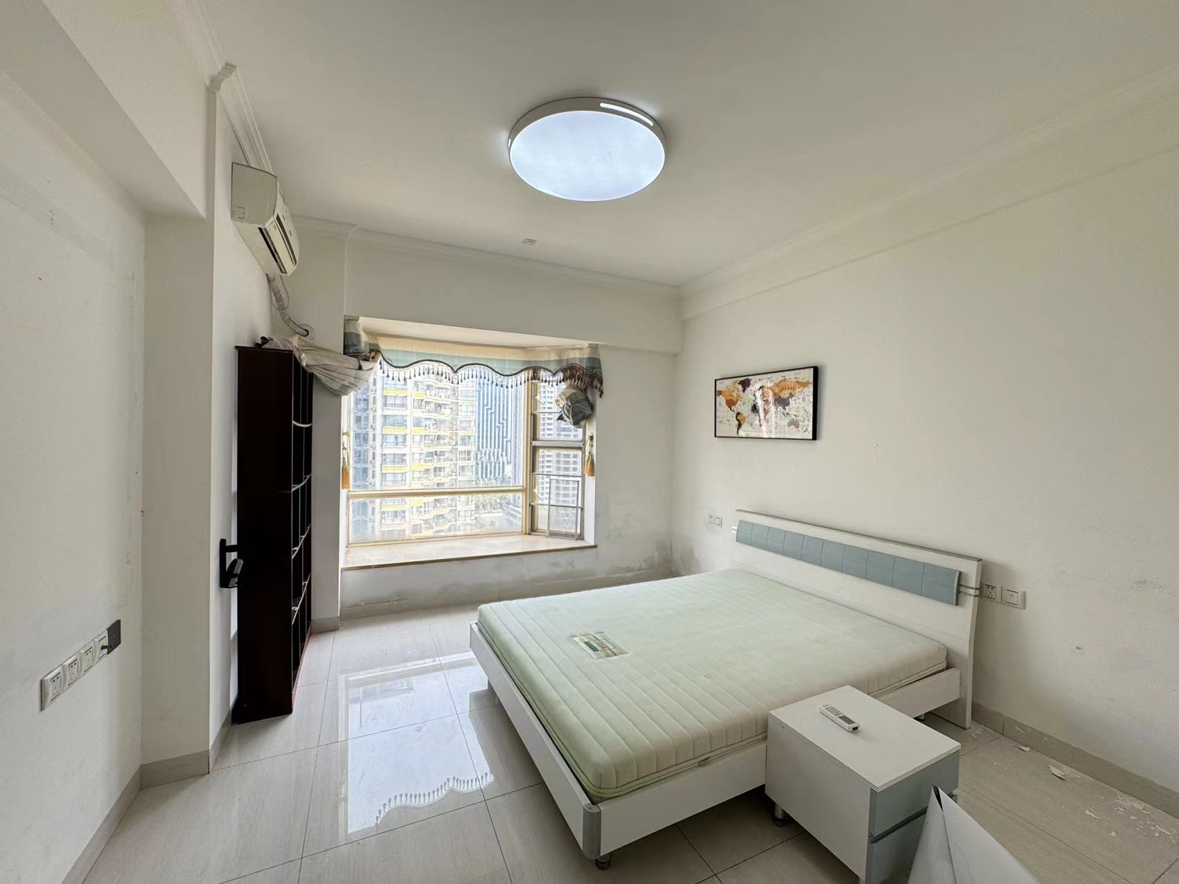 昌炜玉园 4室2厅2卫 4600.0元/月 昌炜玉园 4室2厅2卫 4600.0元/月室内图