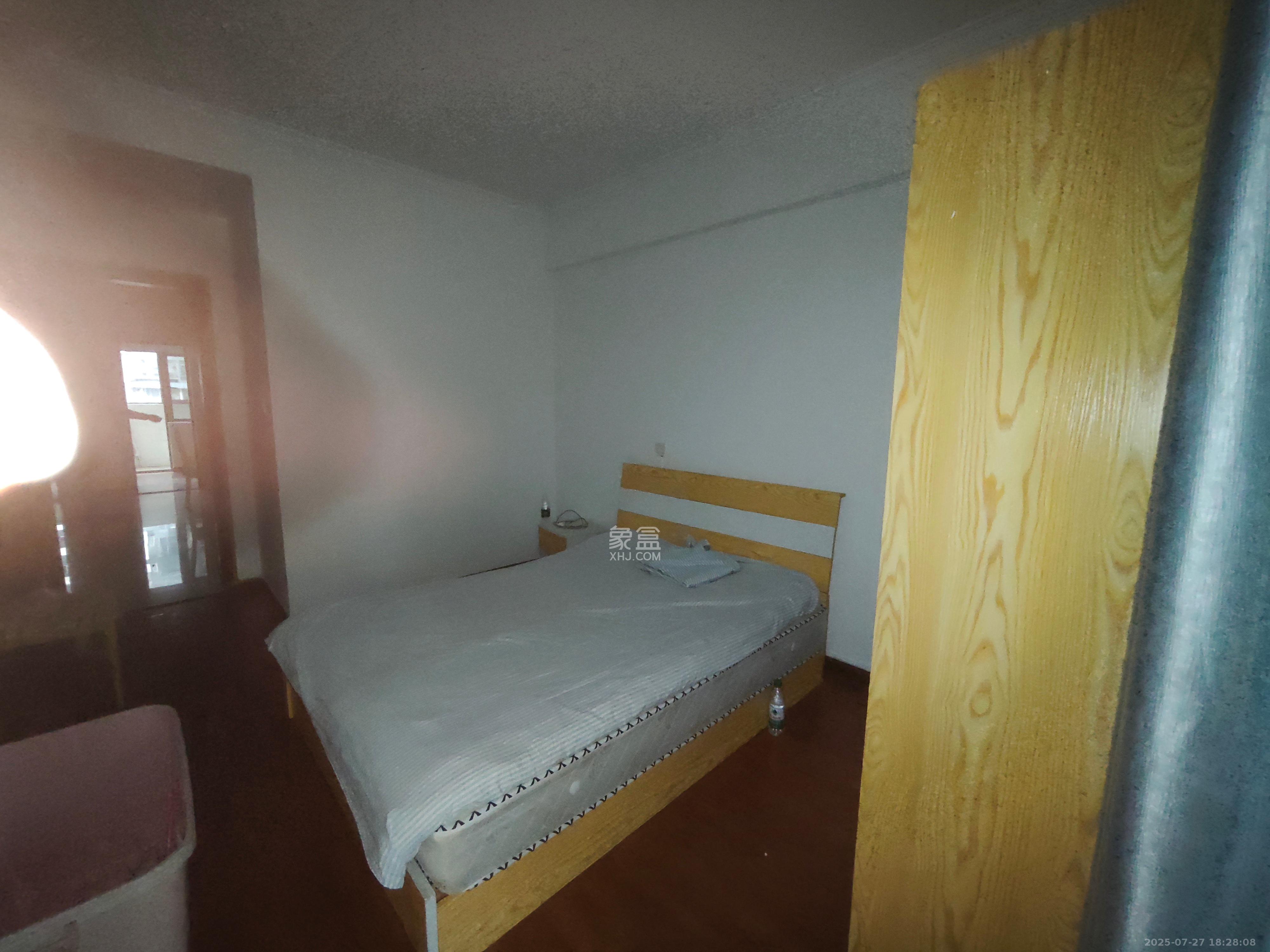 珠江花城二期扶水岸  1室1厅1卫    800.0元/月 珠江花城二期扶水岸  1室1厅1卫    800.0元/月室内图