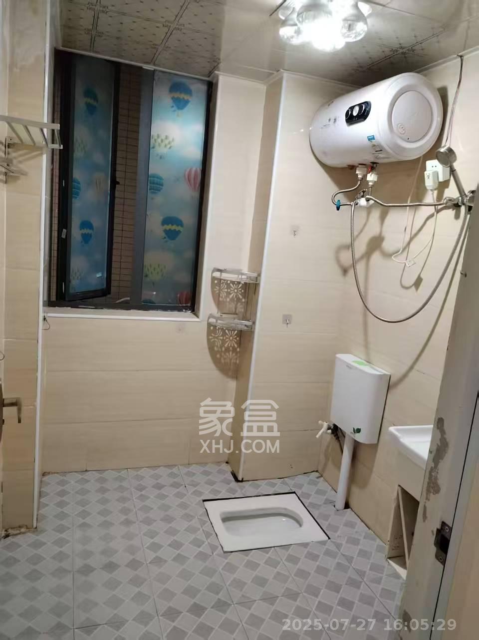 盛世耀凯 2室2厅1卫 1700.0元/月 盛世耀凯 2室2厅1卫 1700.0元/月室内图