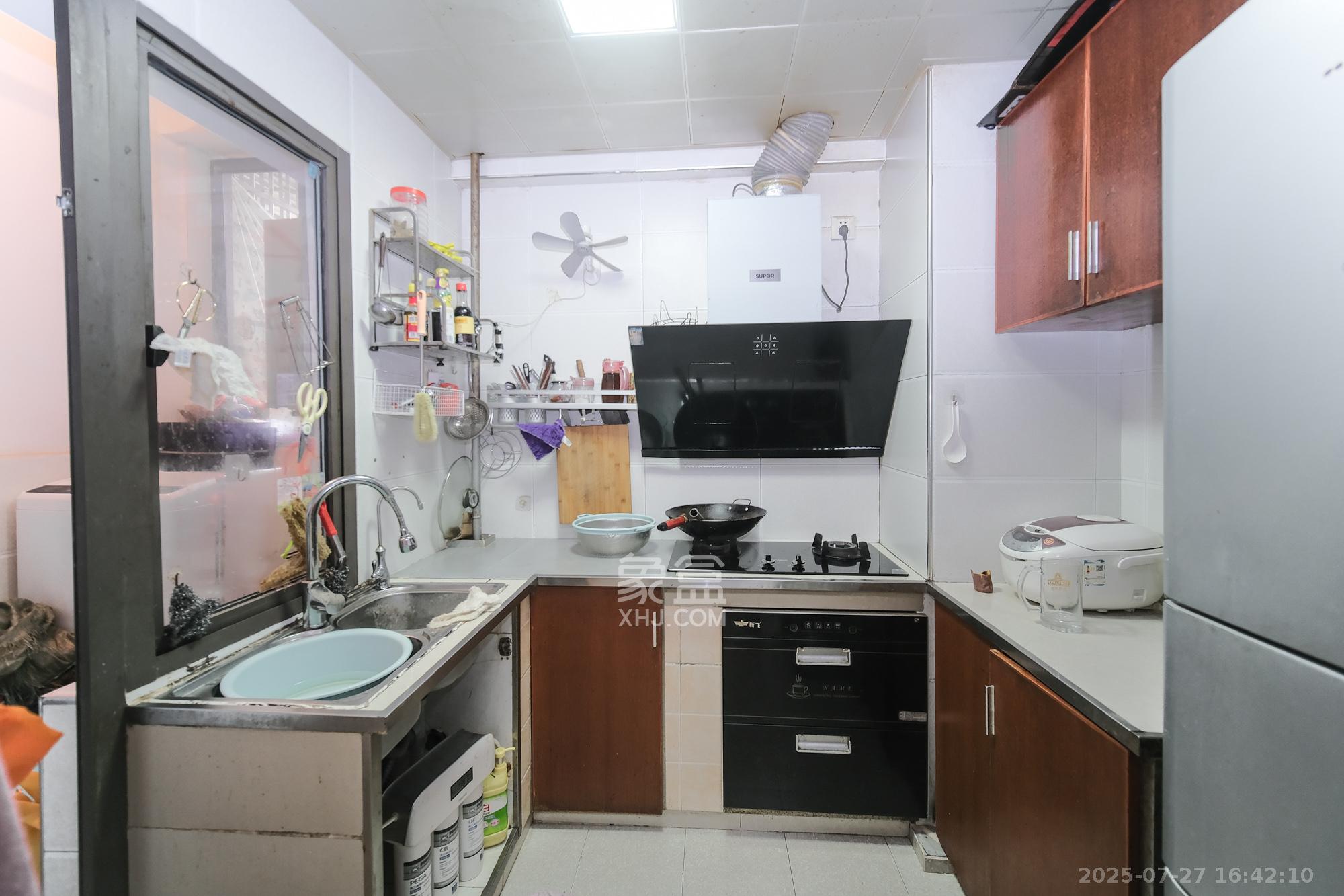 好望谷 3室2厅1卫 42.0万 好望谷 3室2厅1卫 42.0万厨房