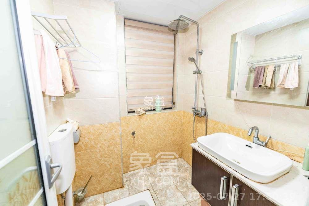 创世纪广场 1室0厅0卫 2500.0元/月 创世纪广场 1室0厅0卫 2500.0元/月室内图