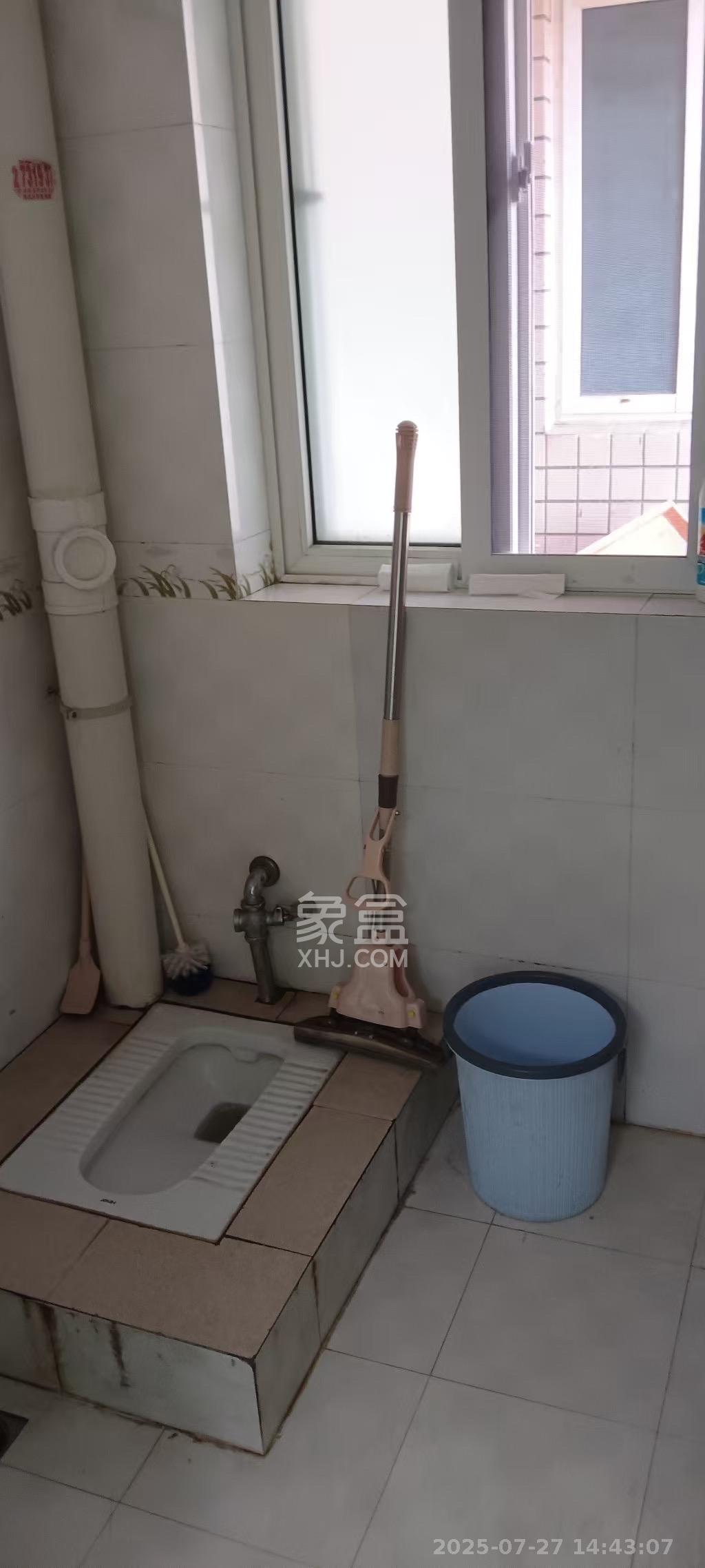 都市晨光 1室1厅1卫 1600.0元/月 都市晨光 1室1厅1卫 1600.0元/月室内图