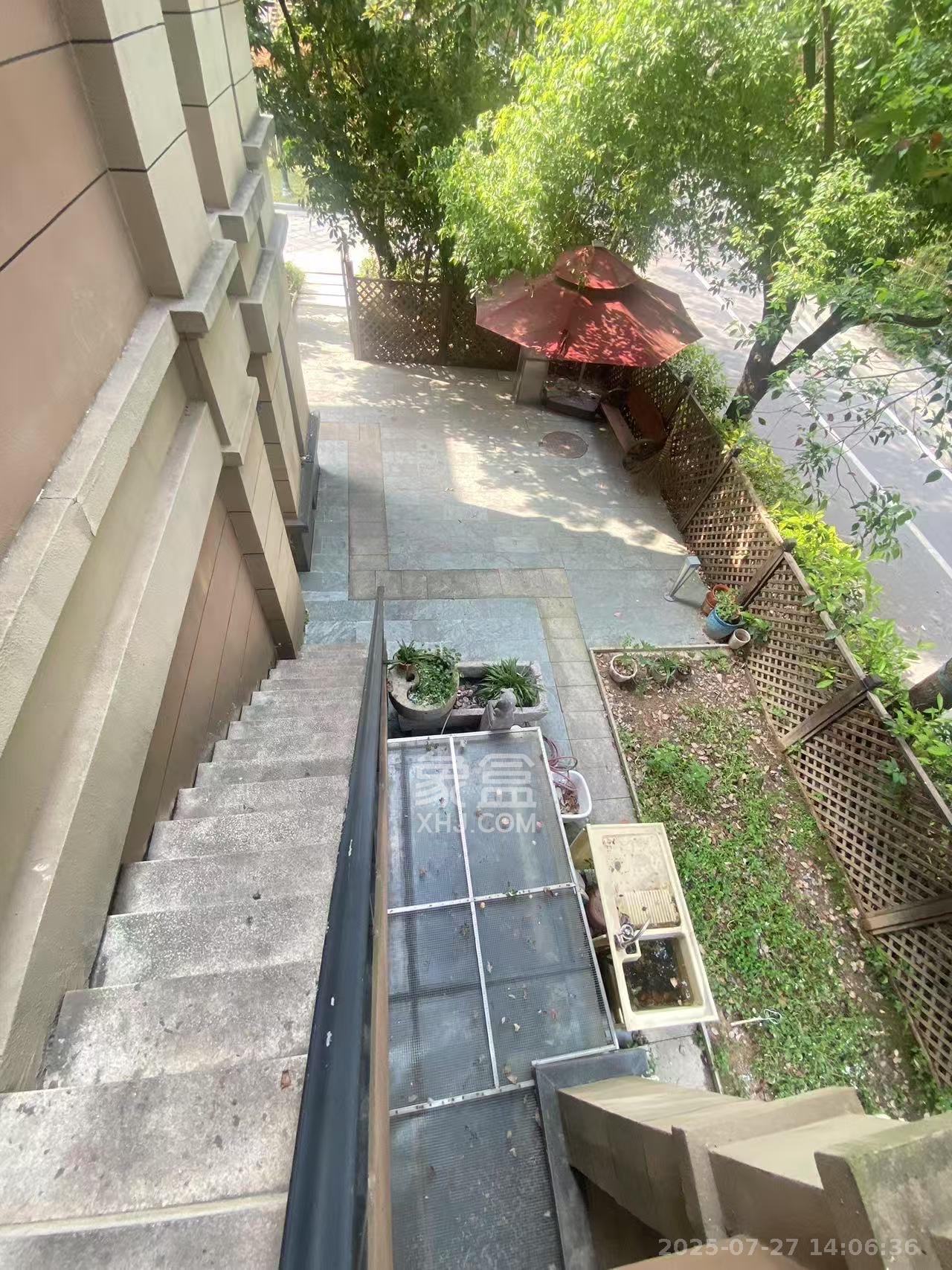 恒大御景天下城一期  3室2厅2卫    4200.0元/月室内图