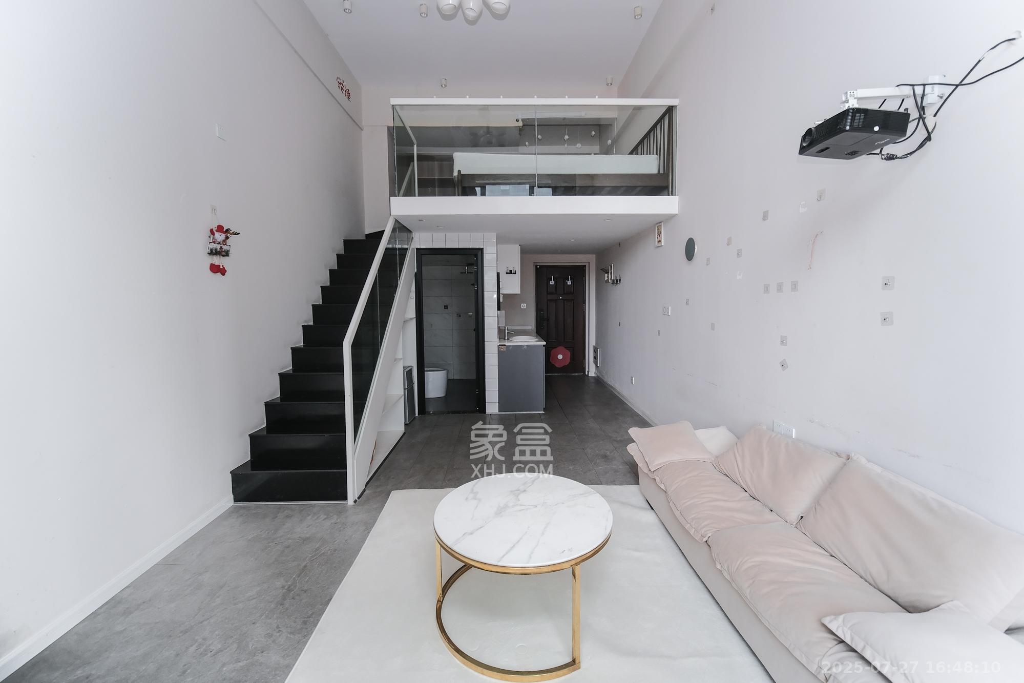 艾美潇湘  1室1厅1卫    21.8万