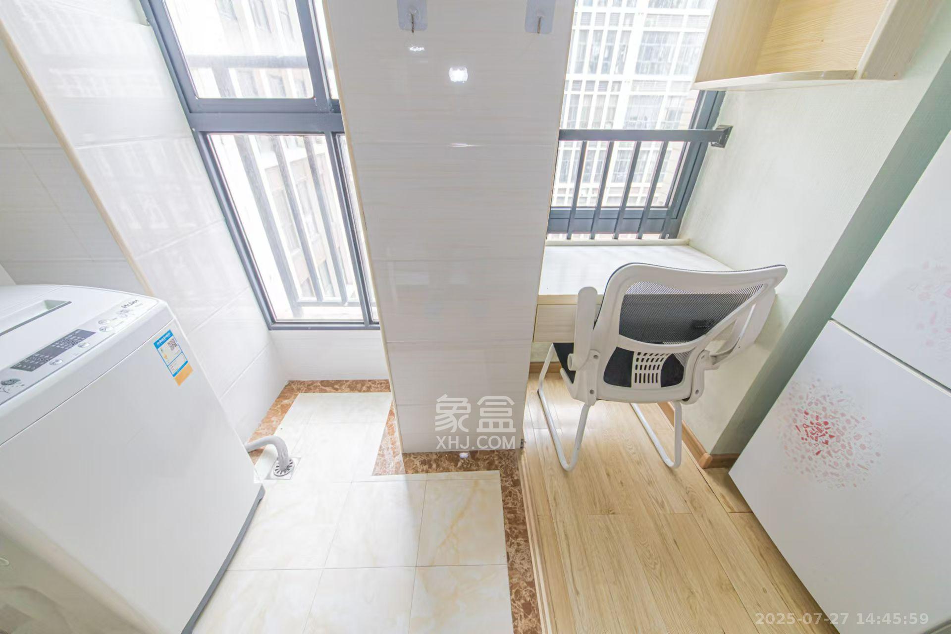 中建芙蓉嘉苑 1室1厅1卫 1100.0元/月 中建芙蓉嘉苑 1室1厅1卫 1100.0元/月室内图