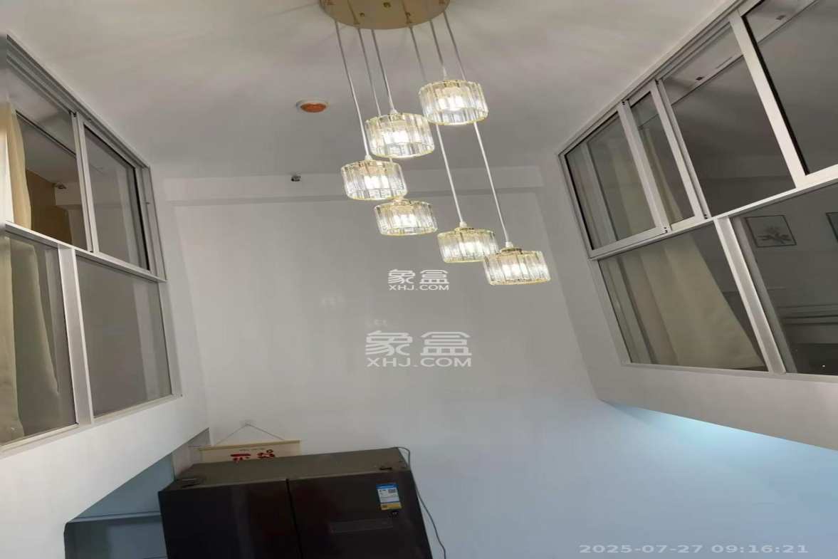 荣盛花语书苑  2室0厅0卫    2100.0元/月 荣盛花语书苑  2室0厅0卫    2100.0元/月室内图