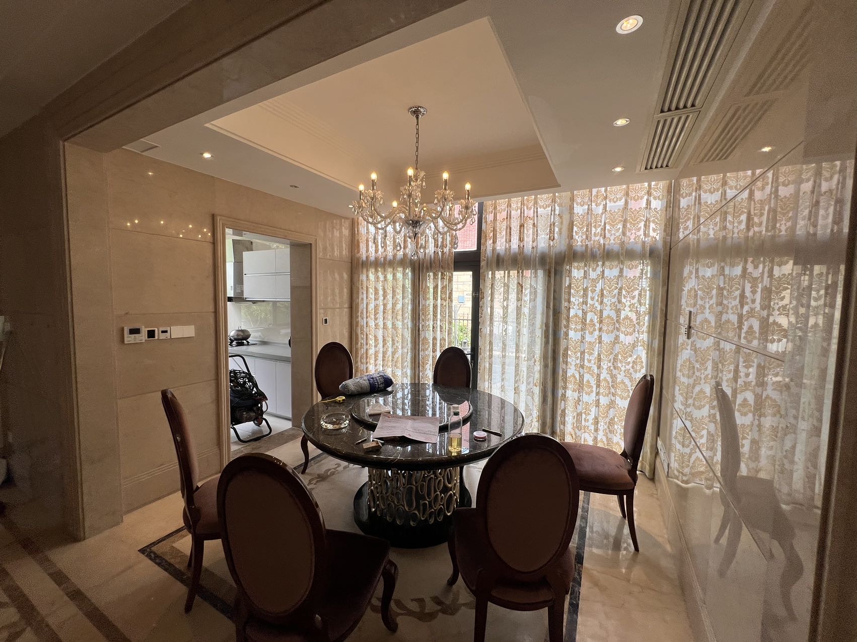 龙墅湾  6室4厅3卫    30000.0元/月室内图