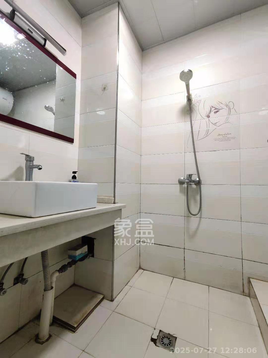 长房时代城  1室1厅1卫    1500.0元/月户型图