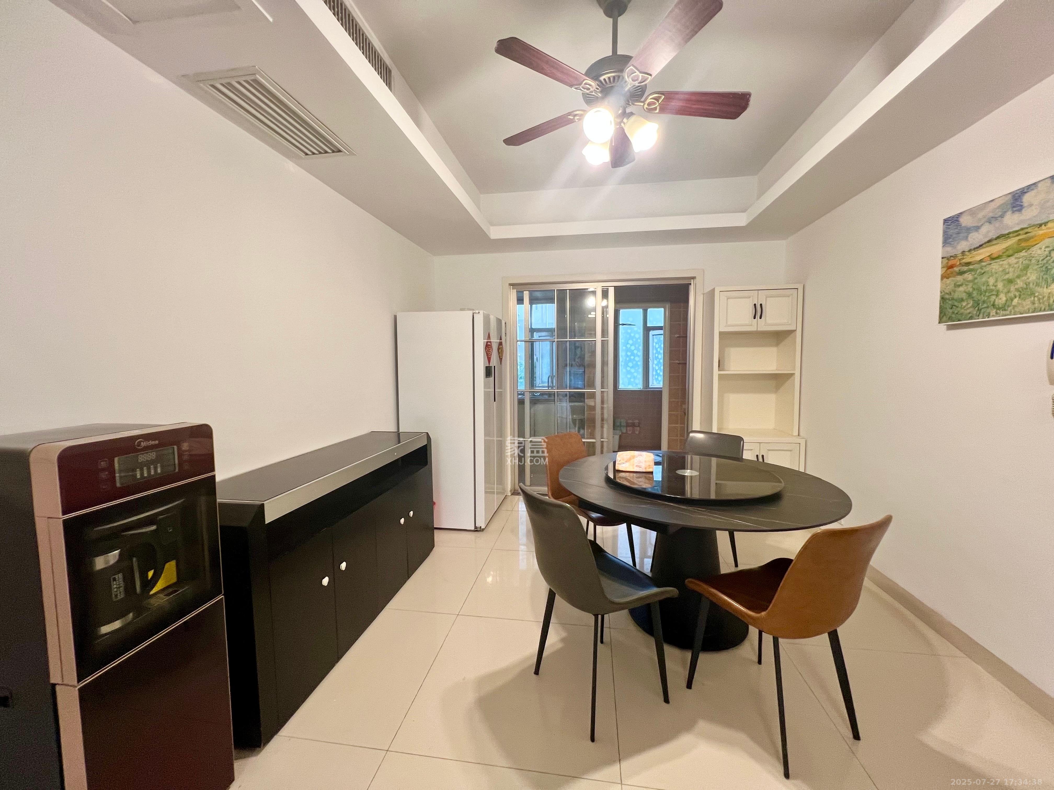 湘瑞嘉园  4室2厅2卫    2800.0元/月 湘瑞嘉园  4室2厅2卫    2800.0元/月室内图