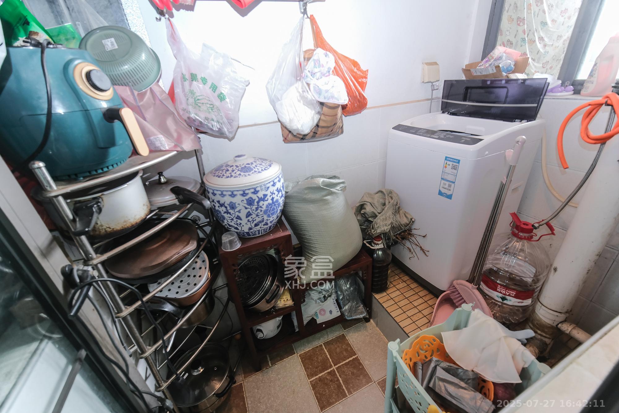 好望谷 3室2厅1卫 42.0万 好望谷 3室2厅1卫 42.0万阳台