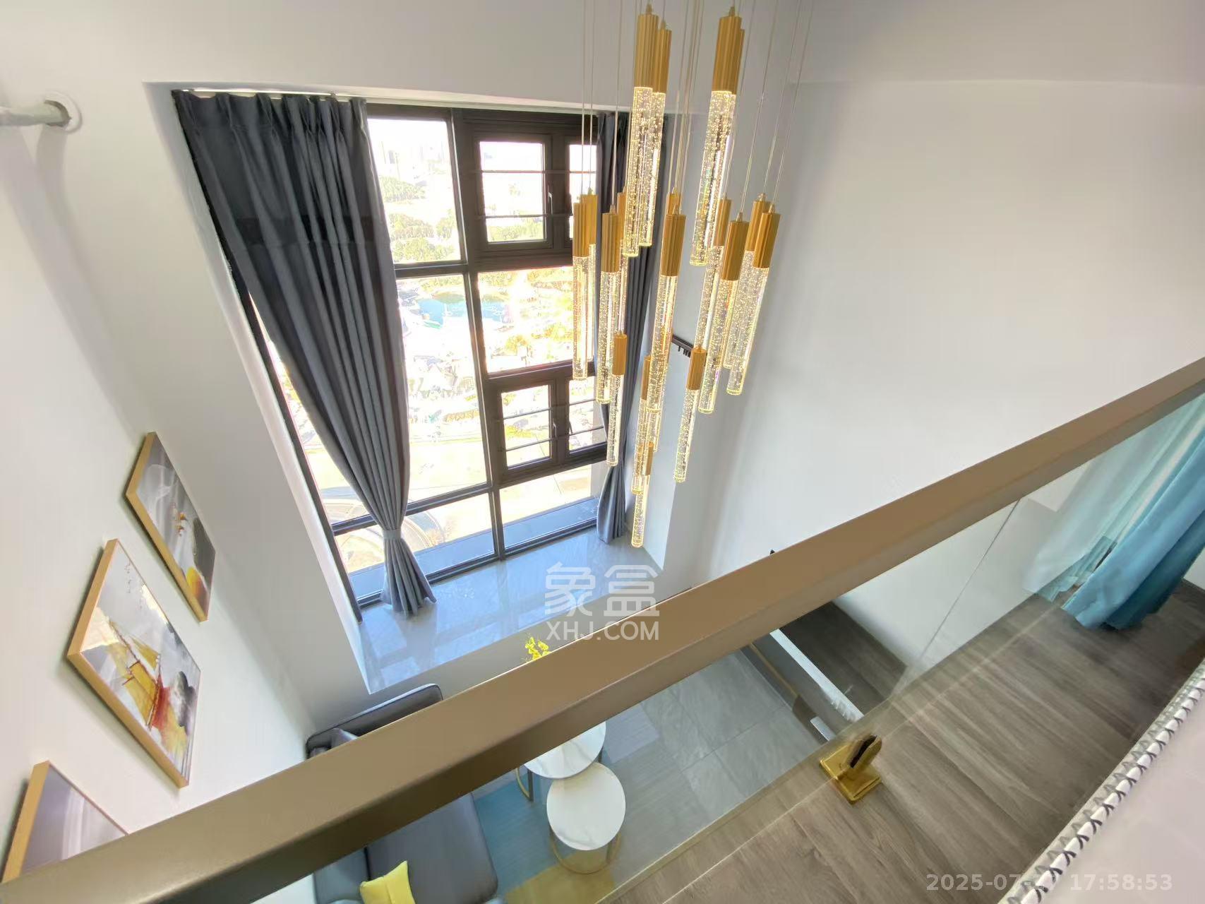 弘坤云寓  1室1厅1卫    2400.0元/月室内图