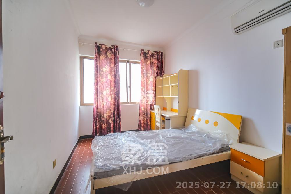 四季星城  3室2厅1卫    1650.0元/月室内图