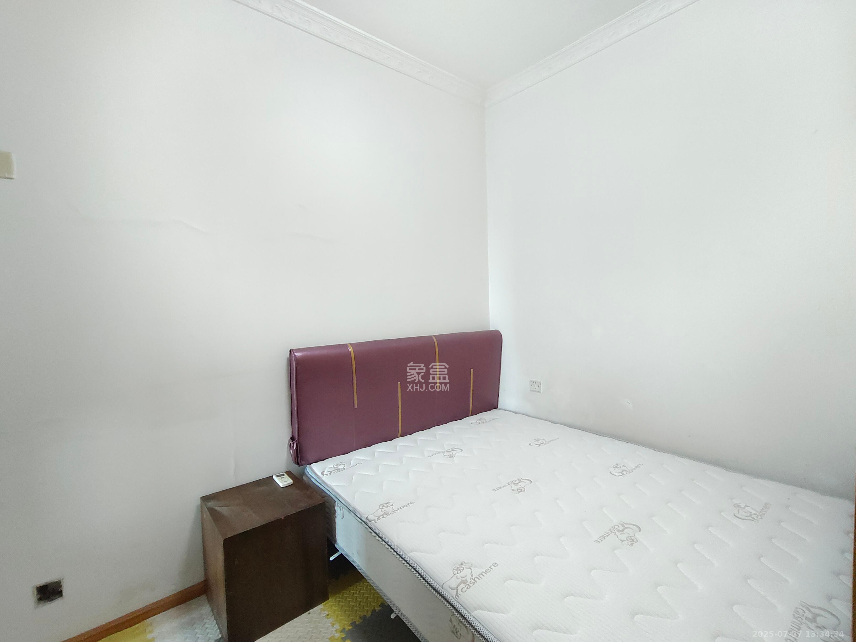 融圣国际  2室1厅1卫    2200.0元/月室内图