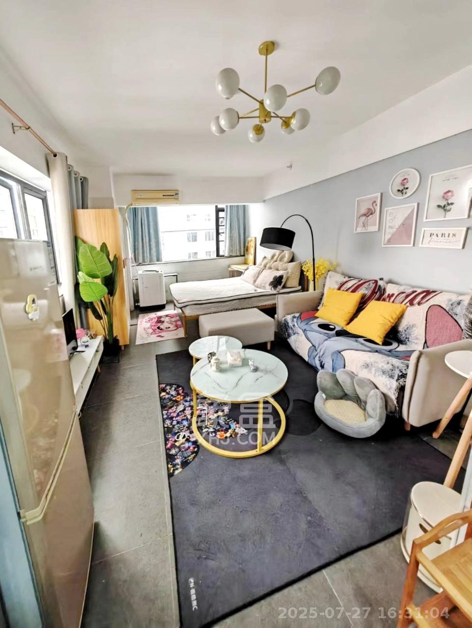 湘域中央  1室1厅1卫    2100.0元/月 湘域中央  1室1厅1卫    2100.0元/月室内图