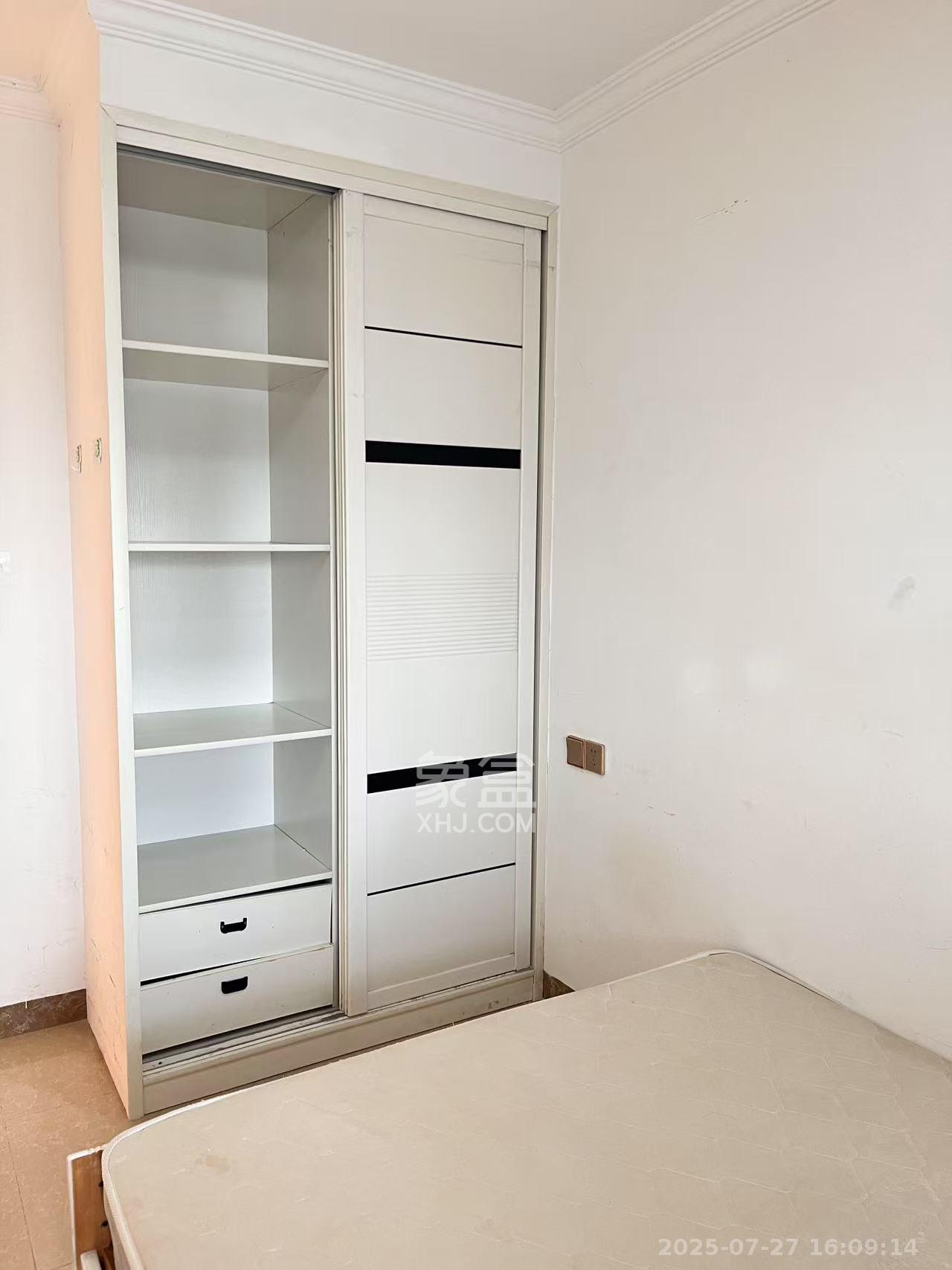 欧亚达国际广场  1室1厅1卫    1400.0元/月 欧亚达国际广场  1室1厅1卫    1400.0元/月