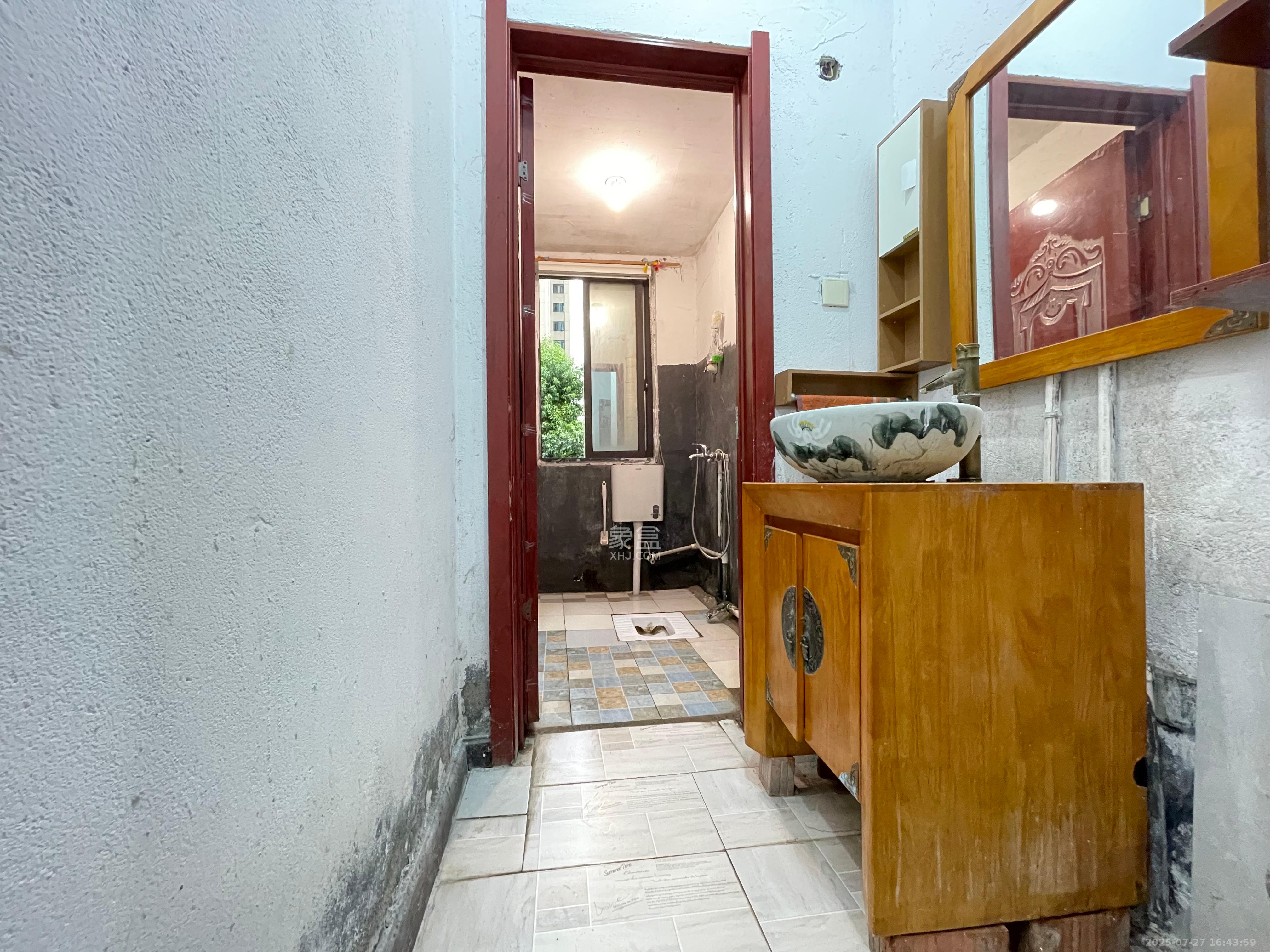 乾源国际  3室2厅1卫    1300.0元/月室内图