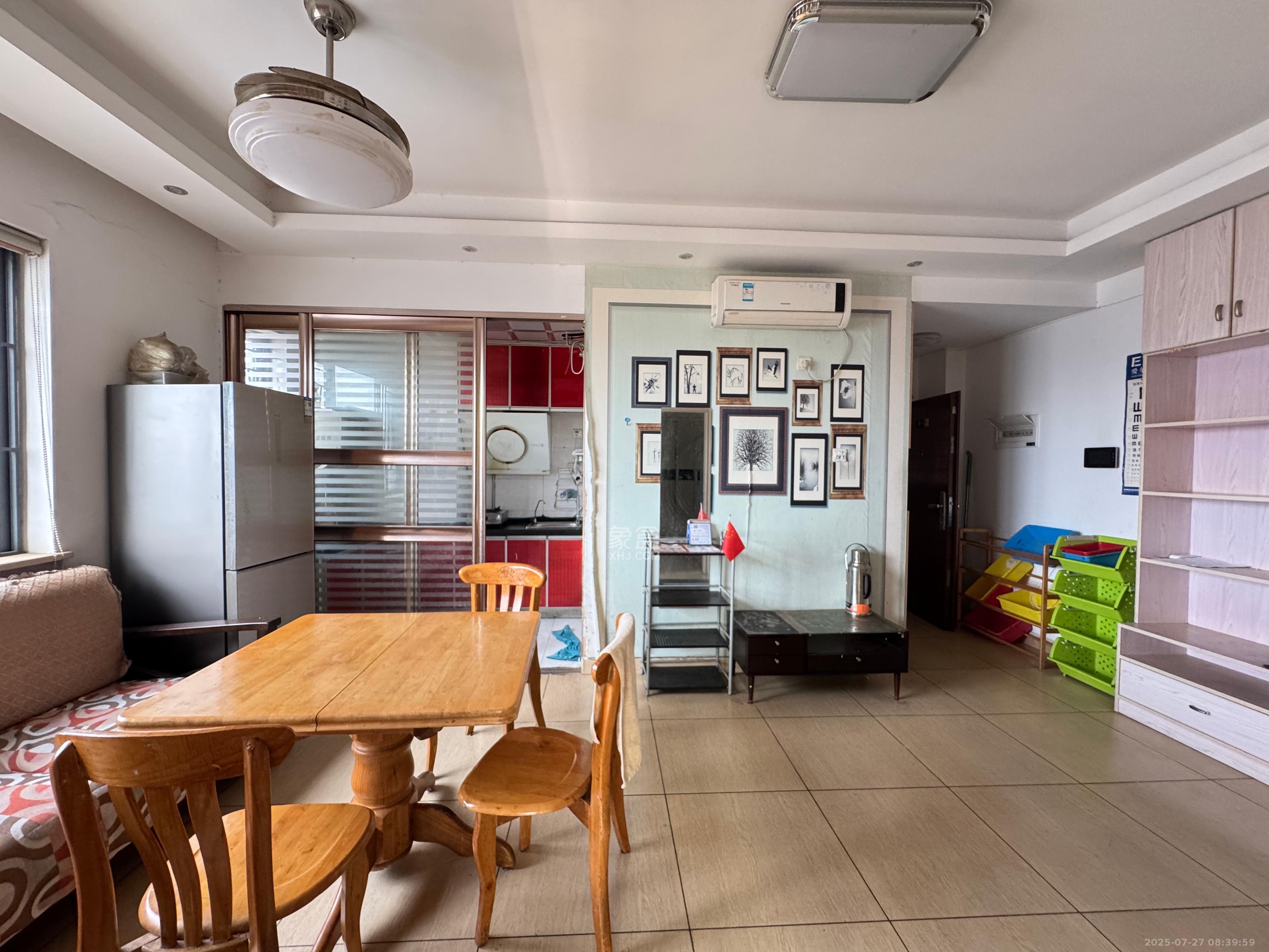 万博汇 2室2厅1卫 1800.0元/月 万博汇 2室2厅1卫 1800.0元/月室内图