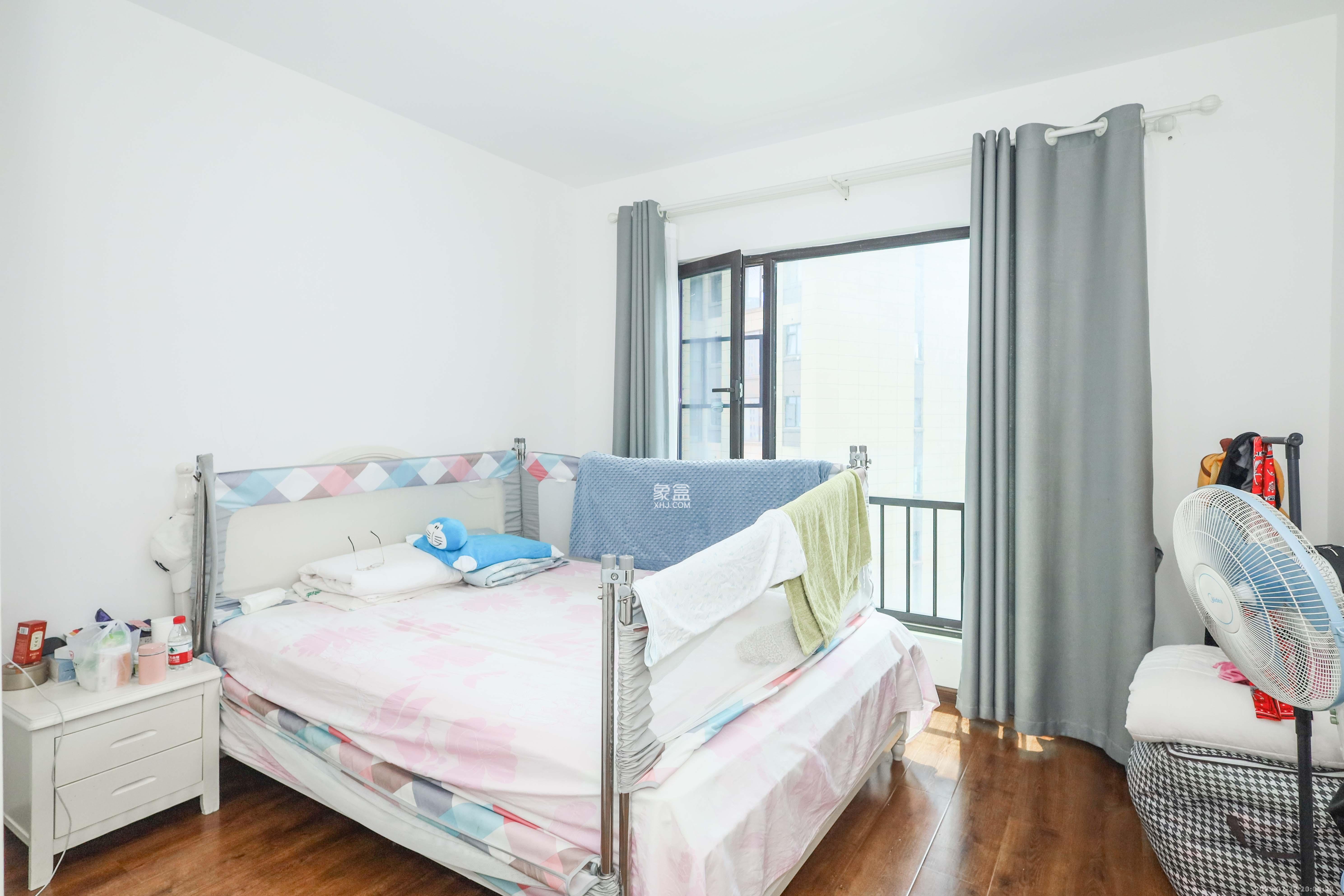 晟通牡丹舸  3室2厅2卫    5000.0元/月室内图