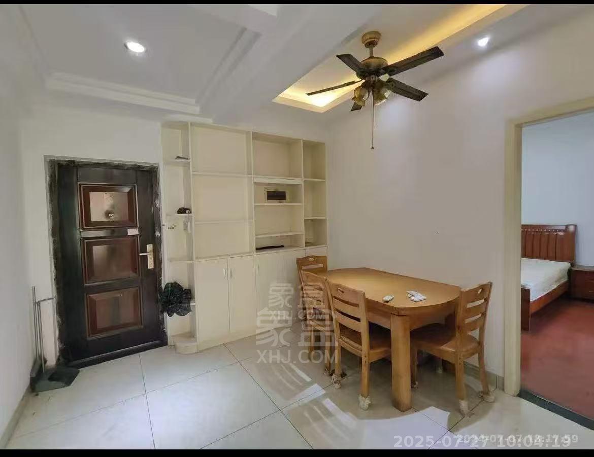 旺城天悦领秀香江 3室2厅1卫 1600.0元/月 旺城天悦领秀香江 3室2厅1卫 1600.0元/月室内图