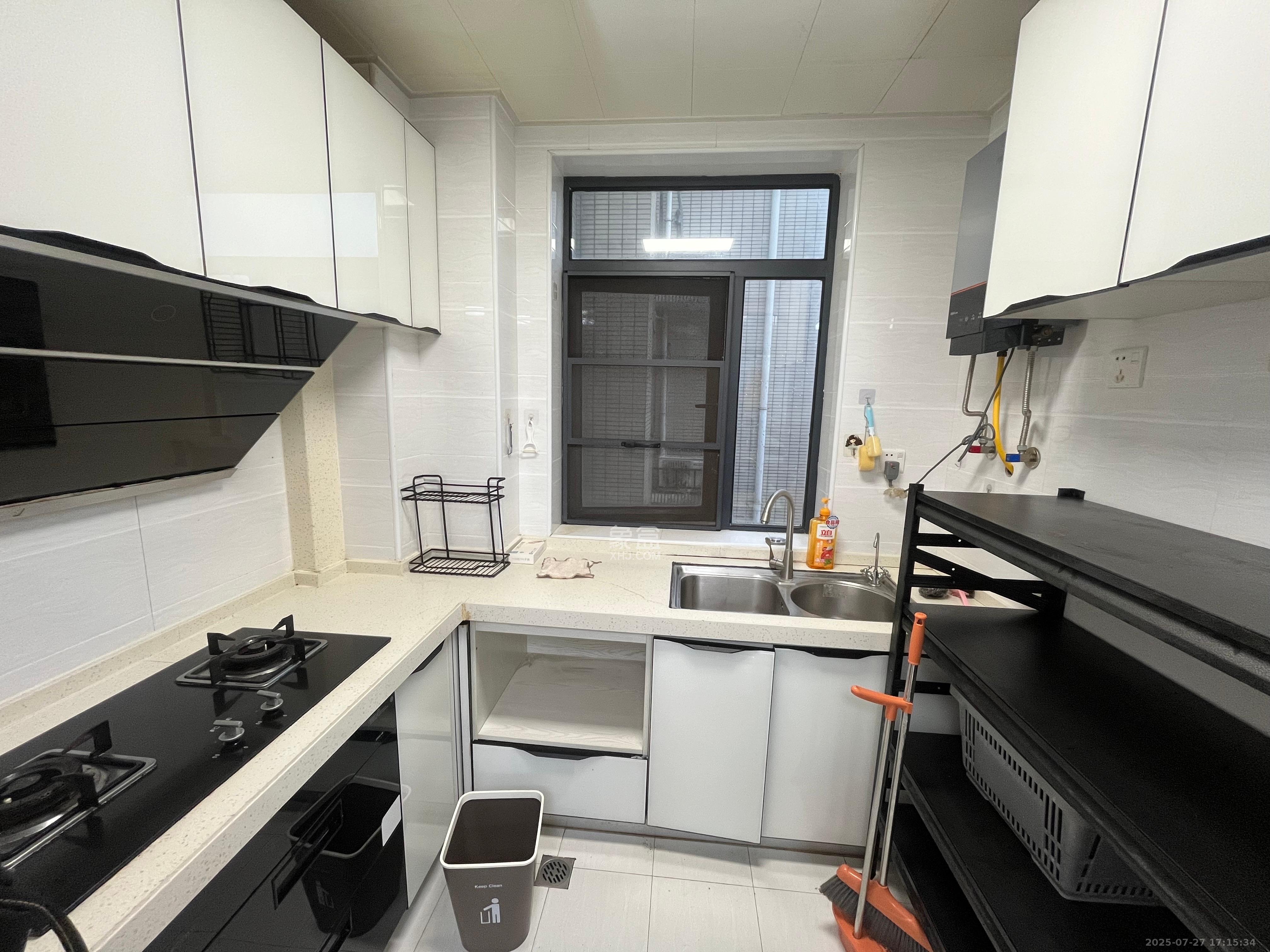 湘水熙园 4室2厅1卫 3300.0元/月 湘水熙园 4室2厅1卫 3300.0元/月室内图