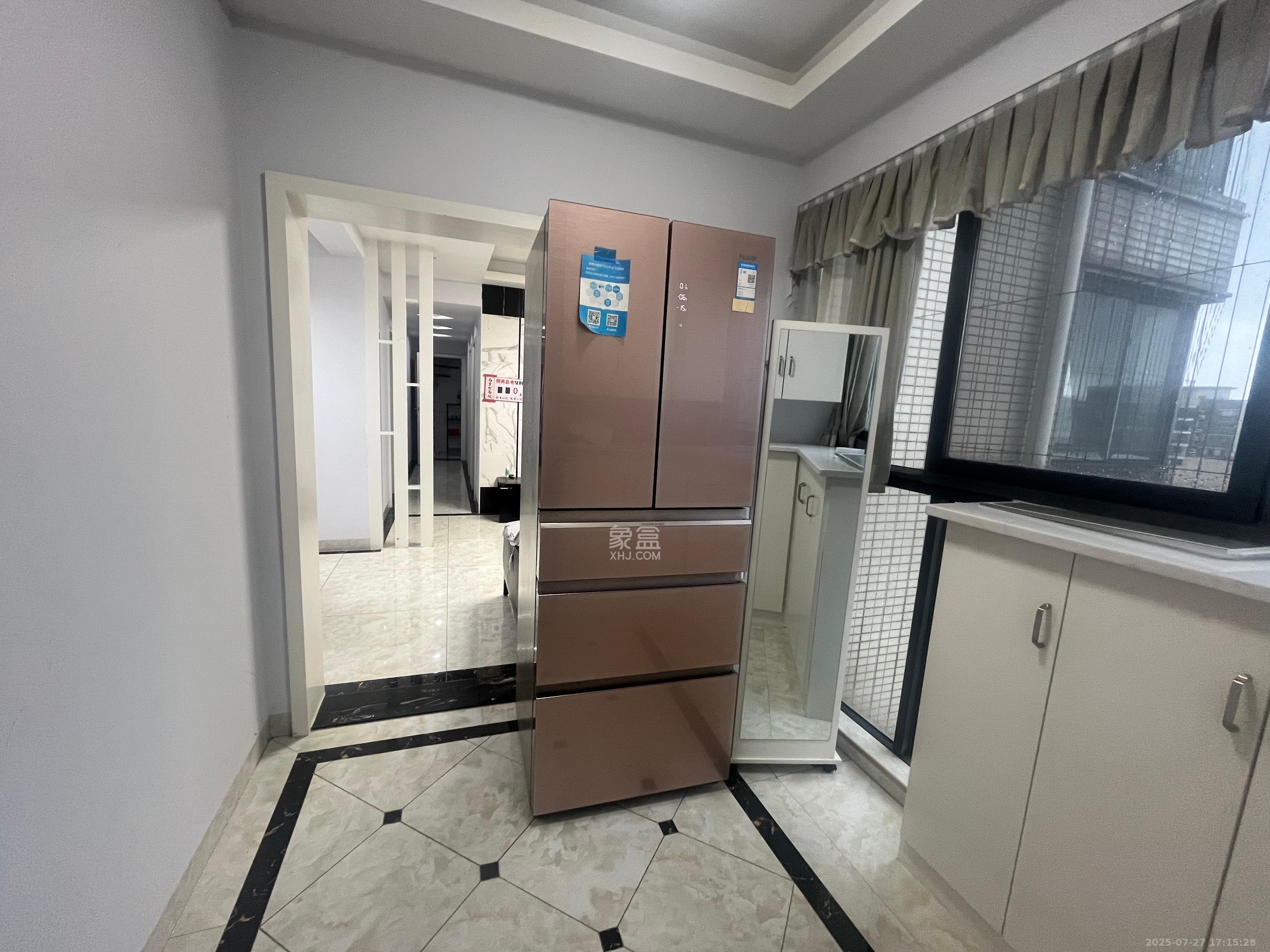 湘水熙园 4室2厅1卫 3300.0元/月 湘水熙园 4室2厅1卫 3300.0元/月室内图