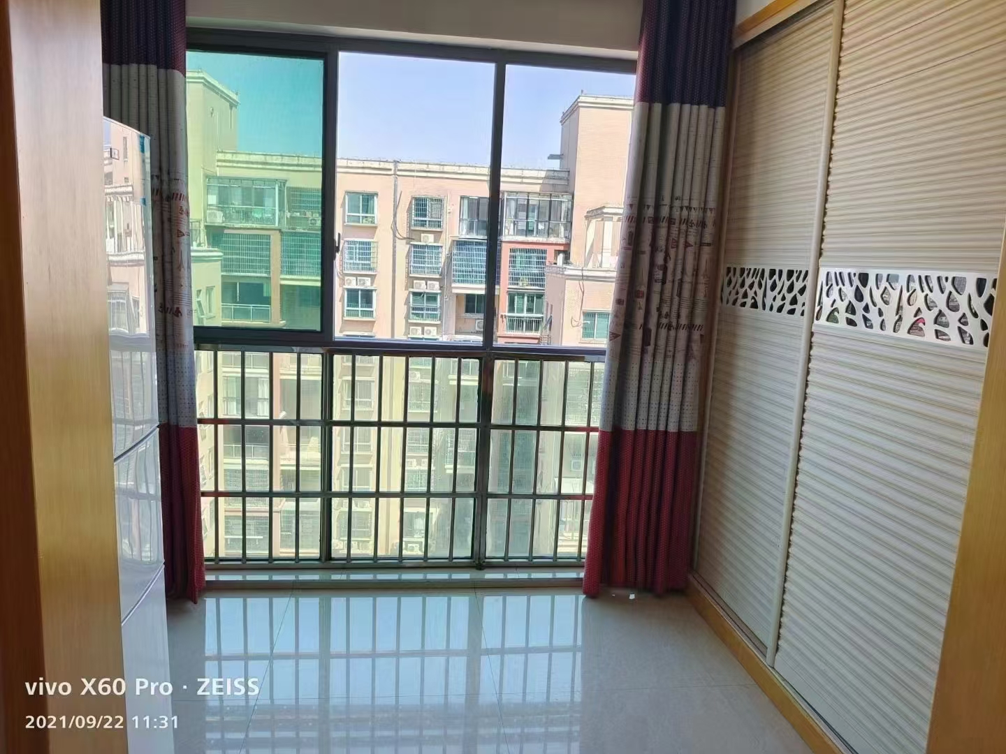 鹏利广场 1室1厅1卫 1200.0元/月 鹏利广场 1室1厅1卫 1200.0元/月室内图