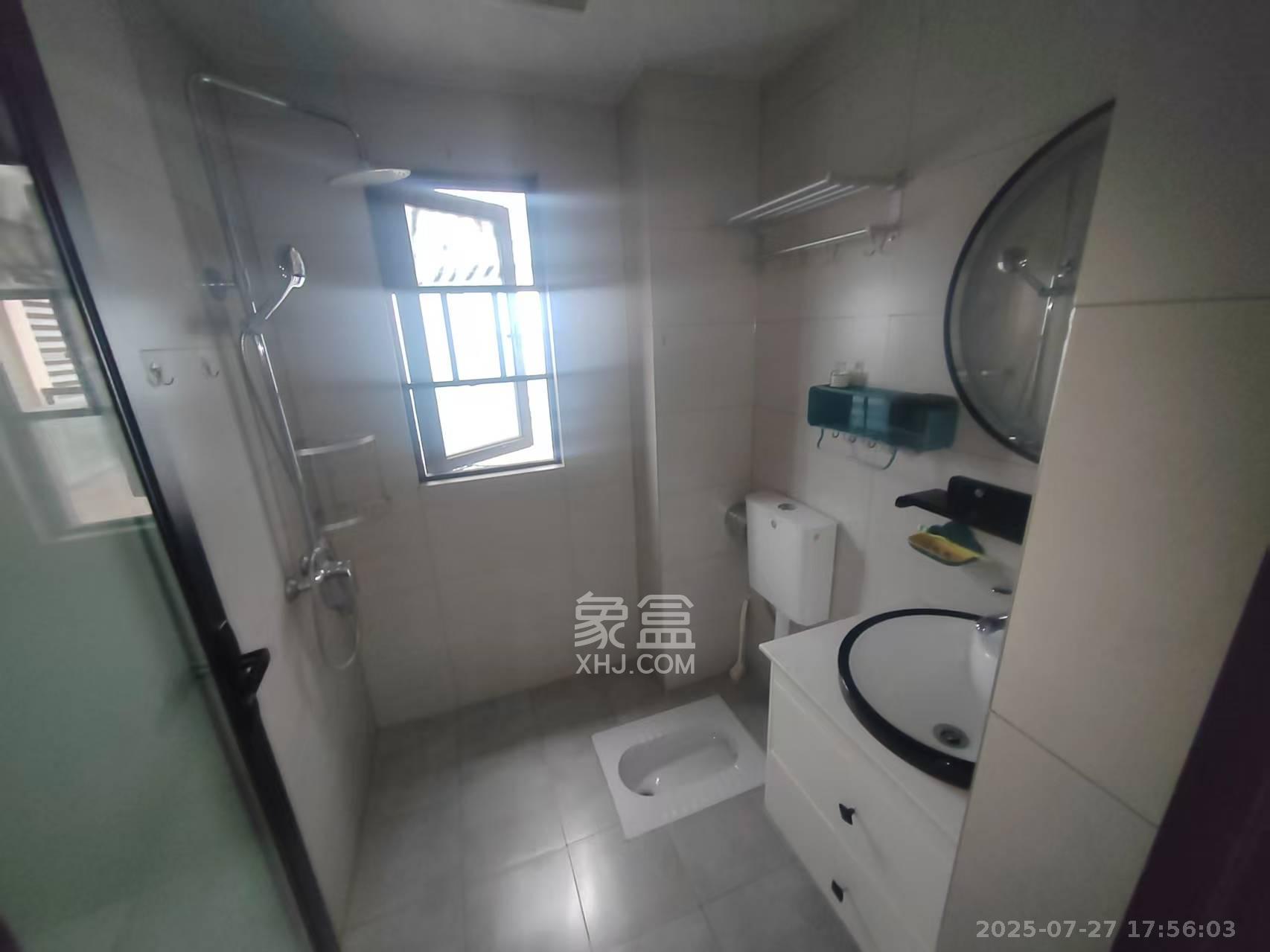 长房云时代  3室2厅1卫    2600.0元/月室内图
