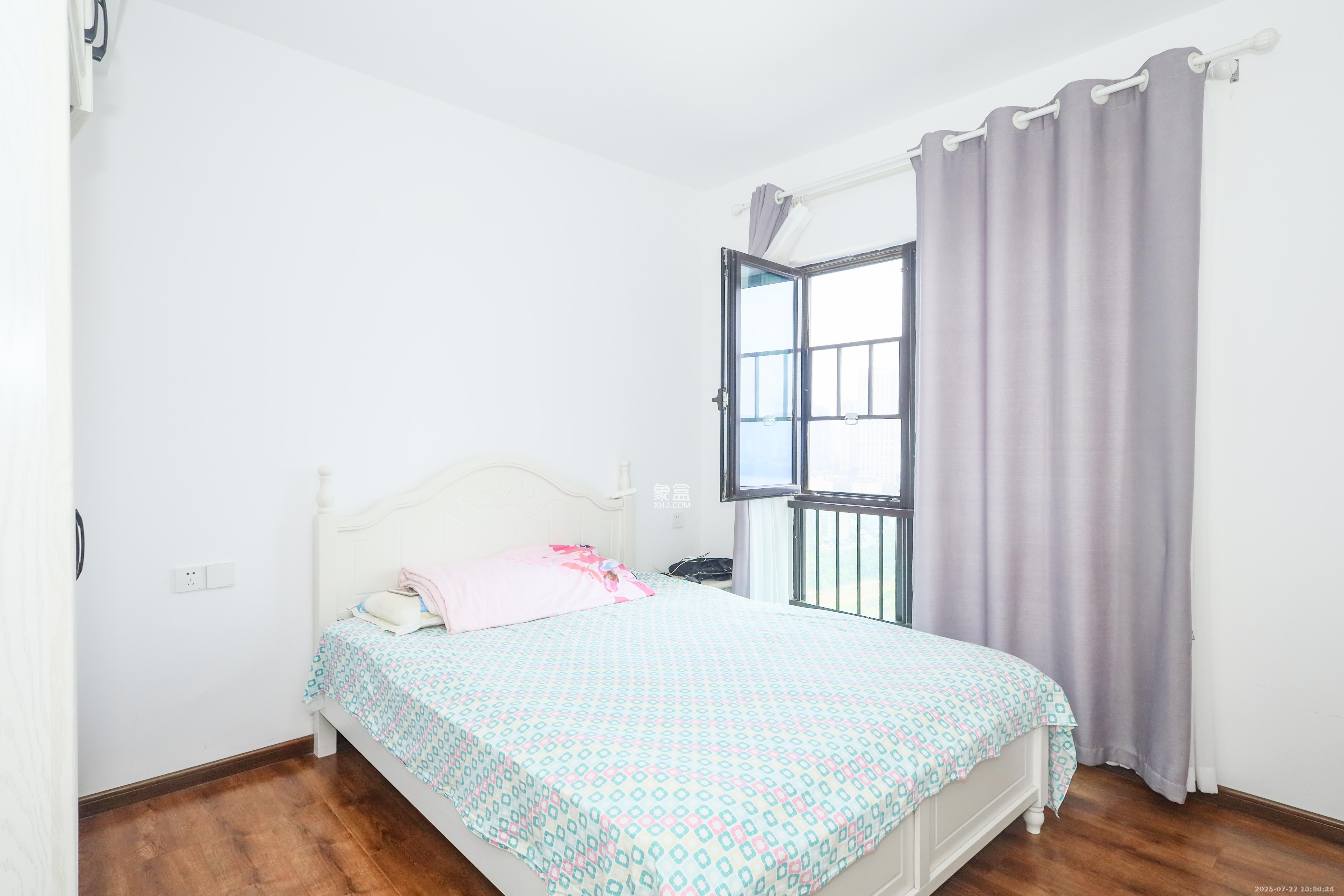 晟通牡丹舸  3室2厅2卫    5000.0元/月室内图